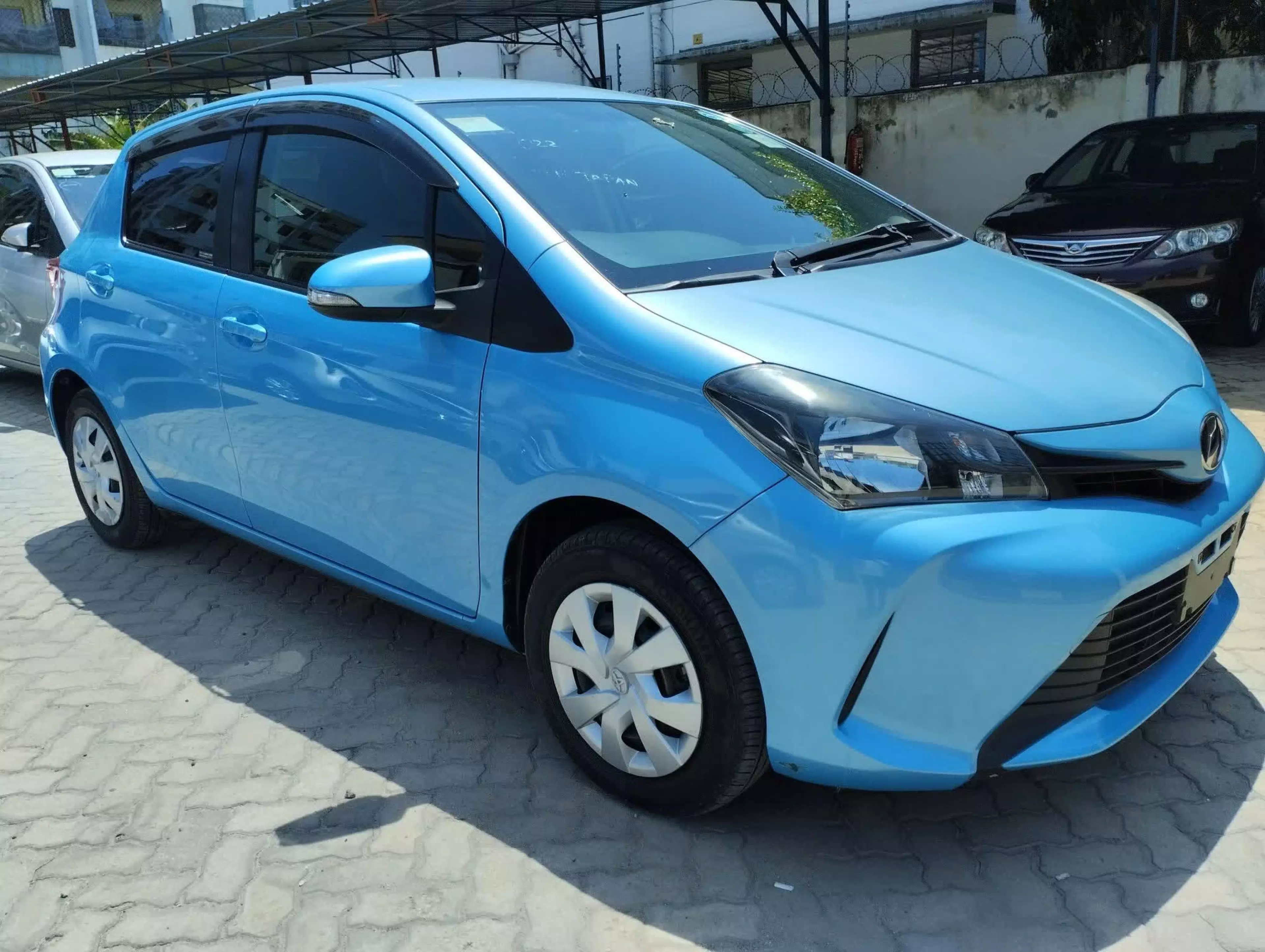 Toyota Vitz - 2016