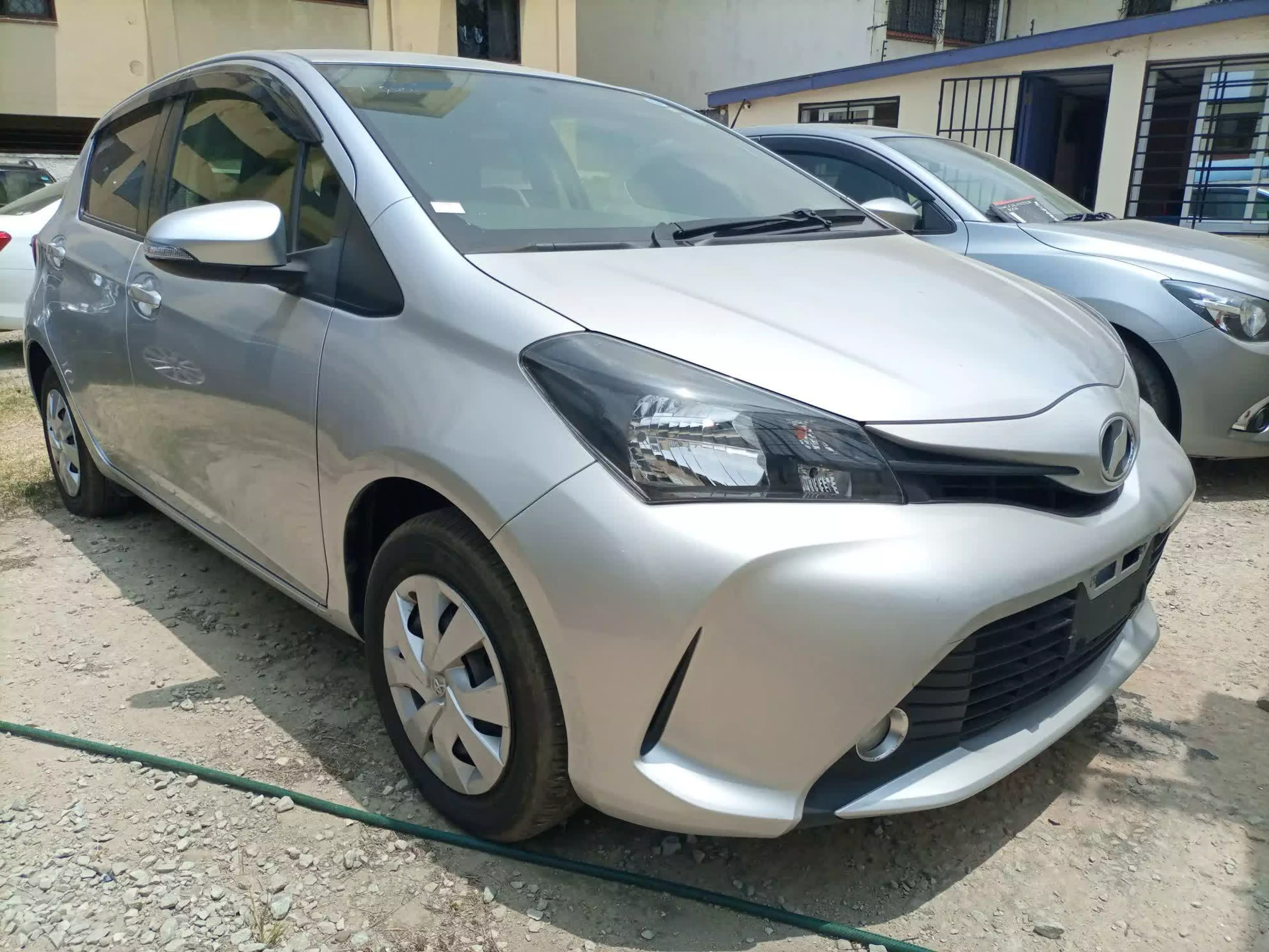 Toyota Vitz - 2015