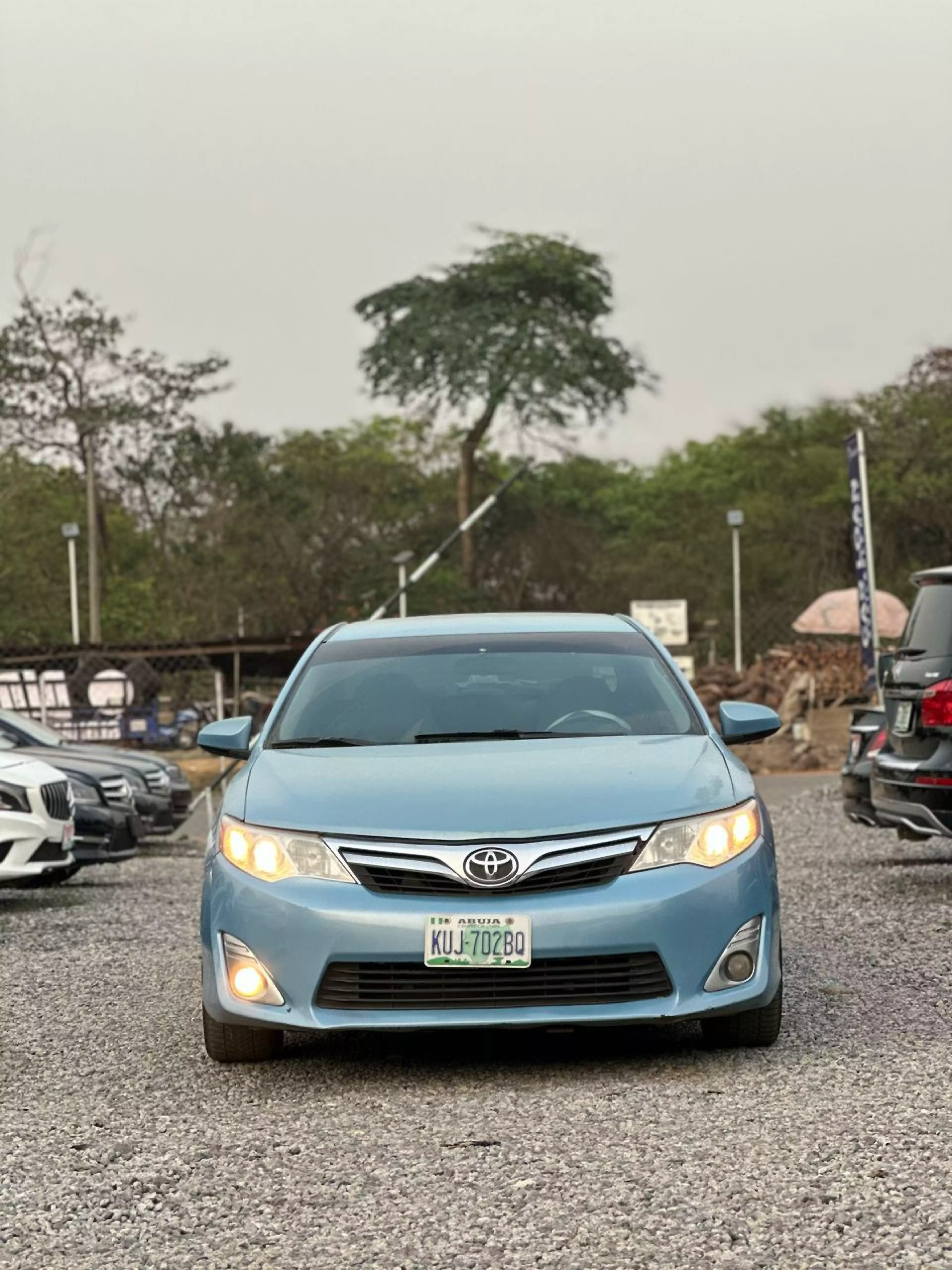 Toyota Camry   - 2012