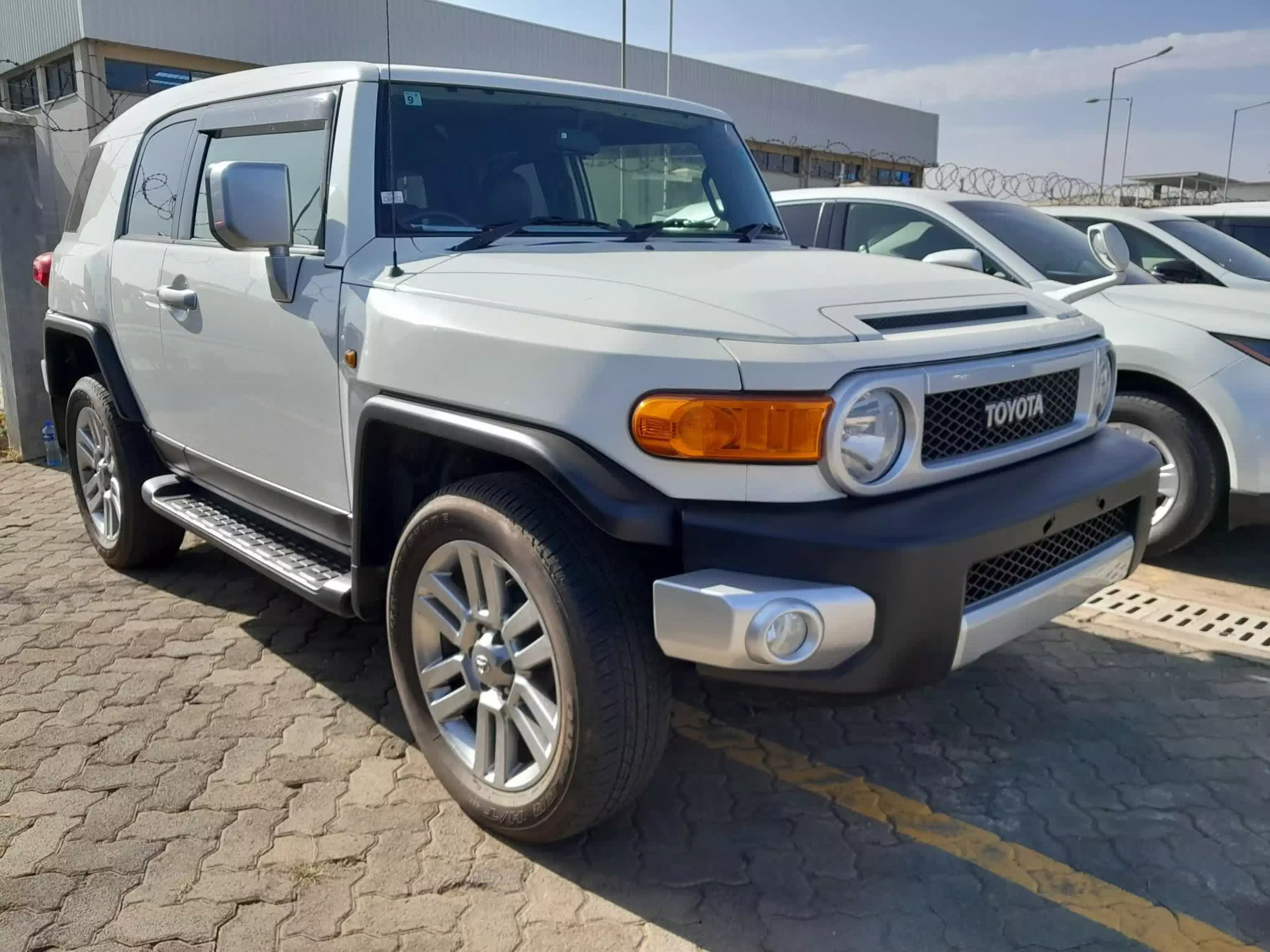 Toyota FJ Cruiser - 2015