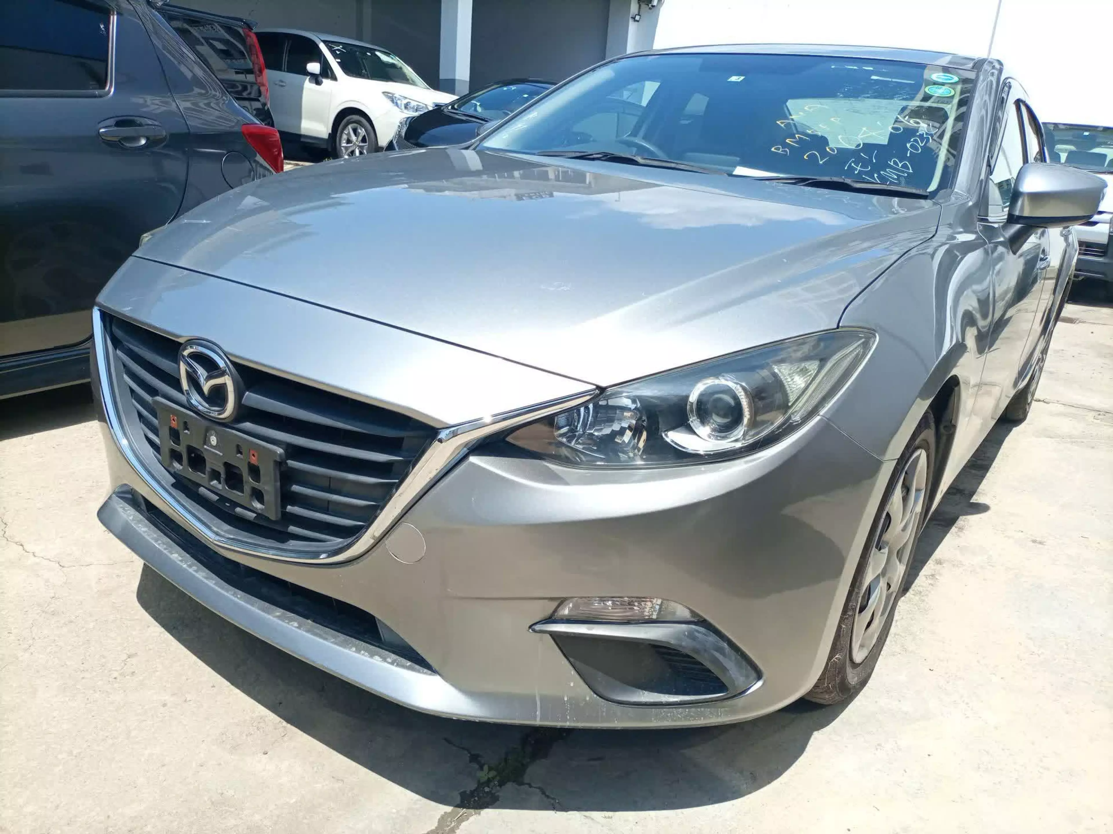 Mazda Axela  - 2015