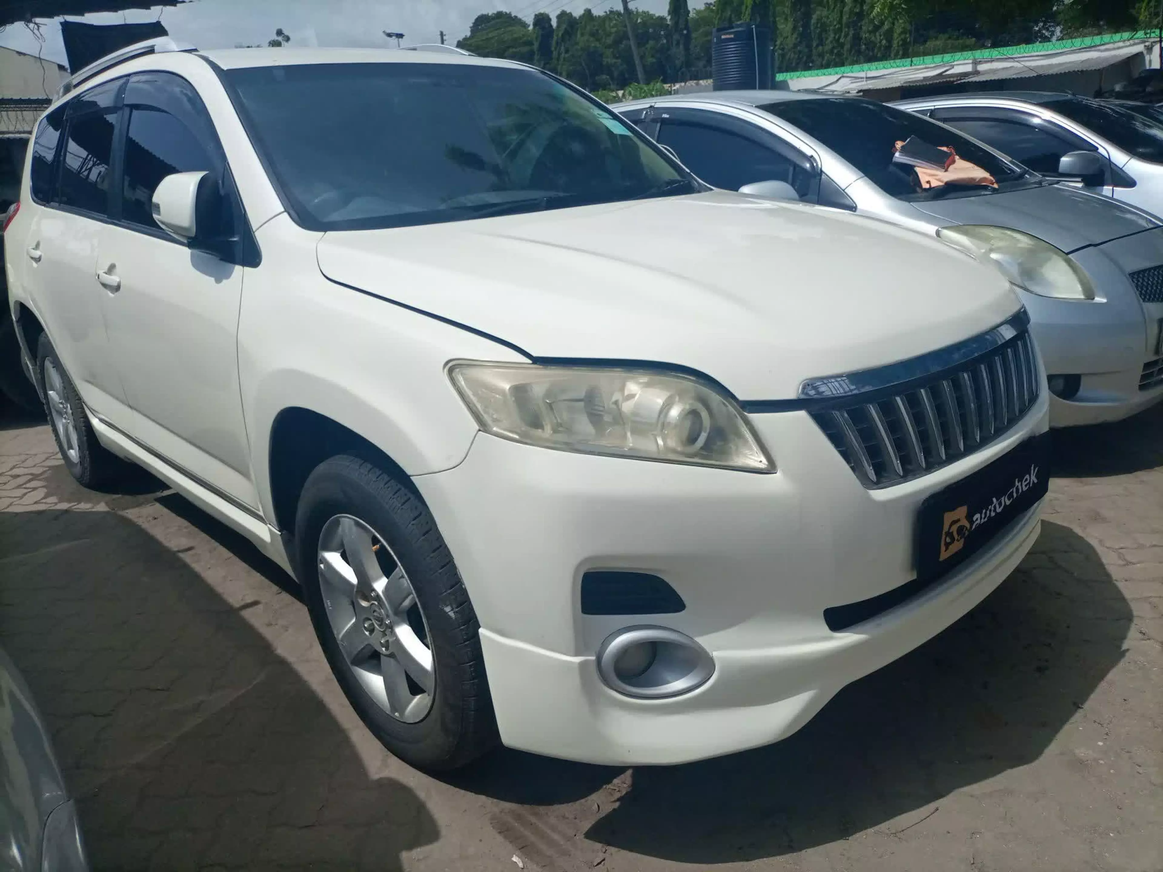 Toyota Vanguard  - 2009