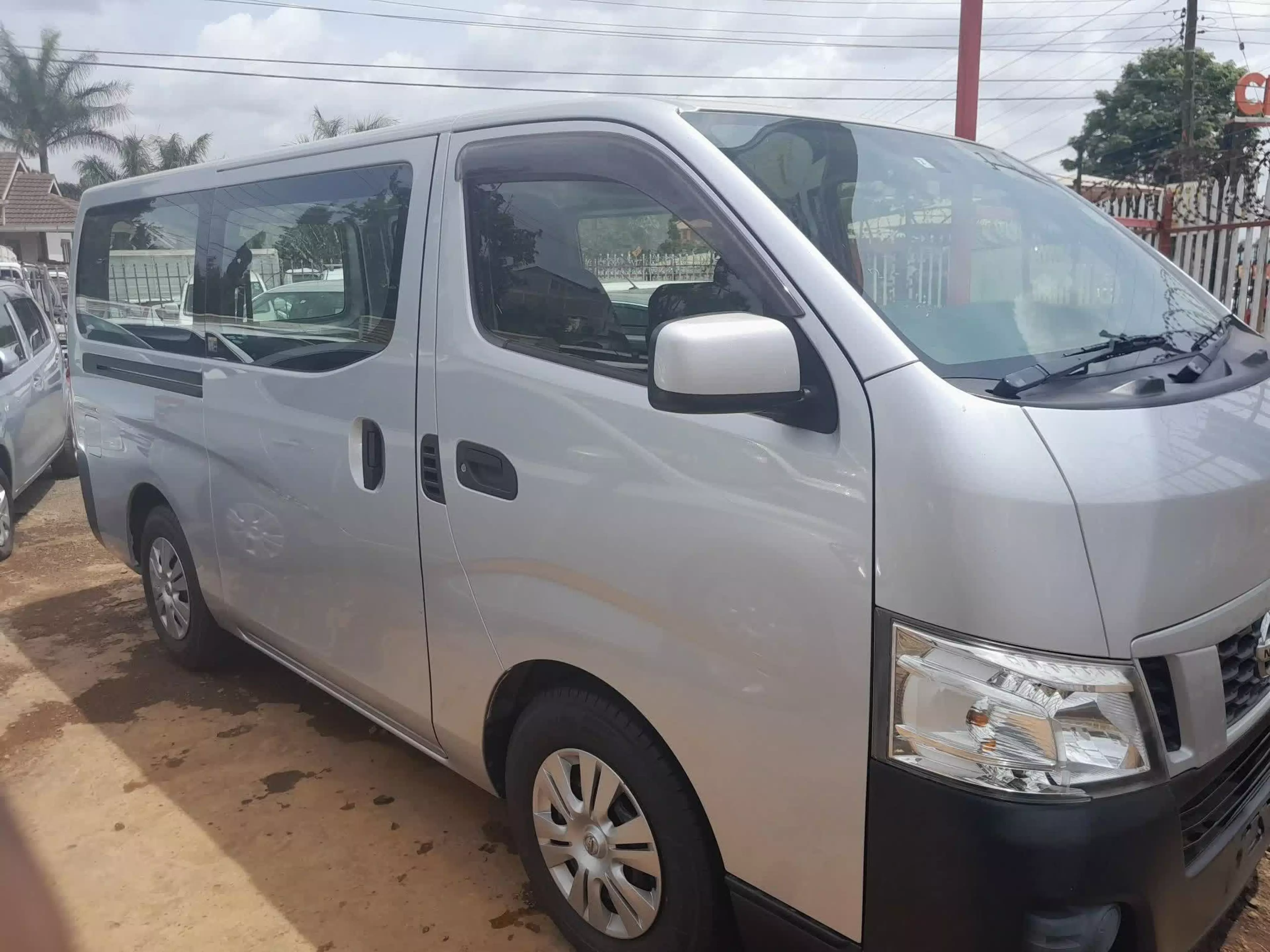 Nissan NV350 - 2015