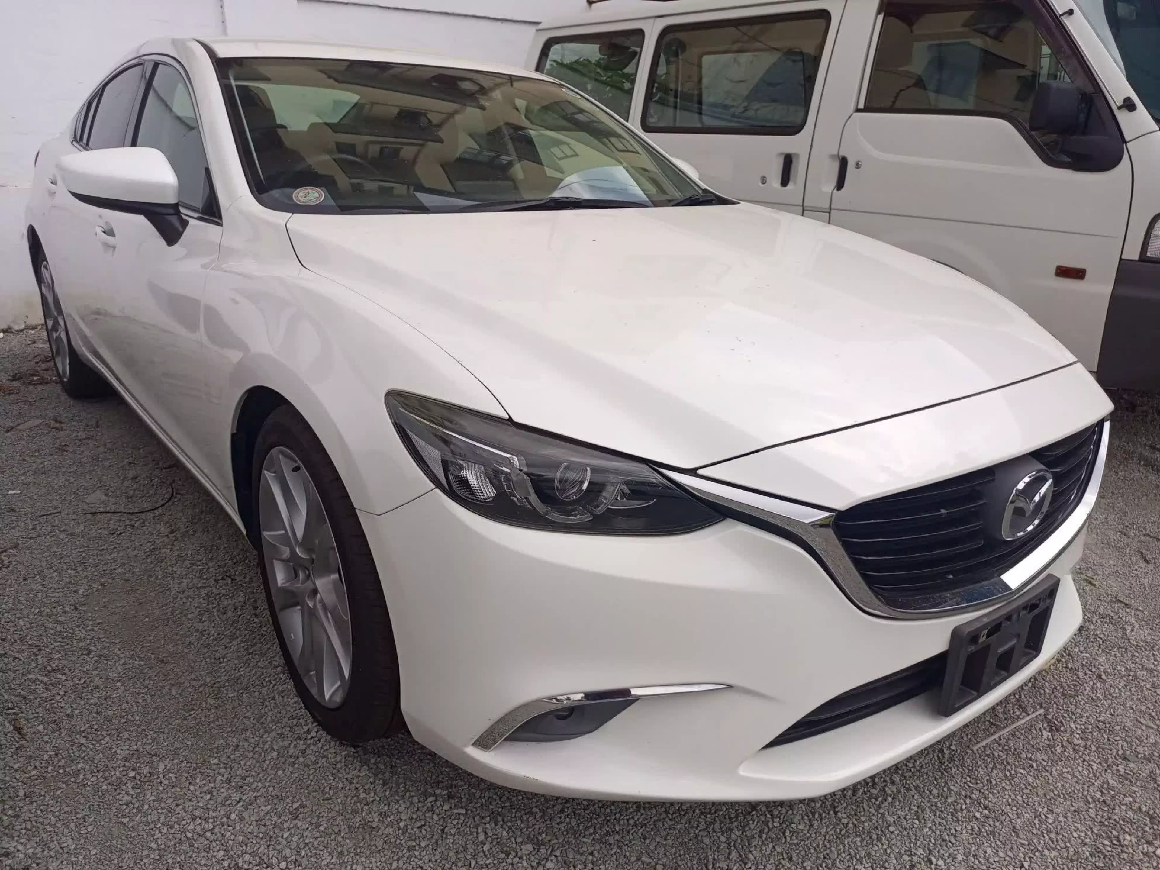 Mazda Atenza  - 2015