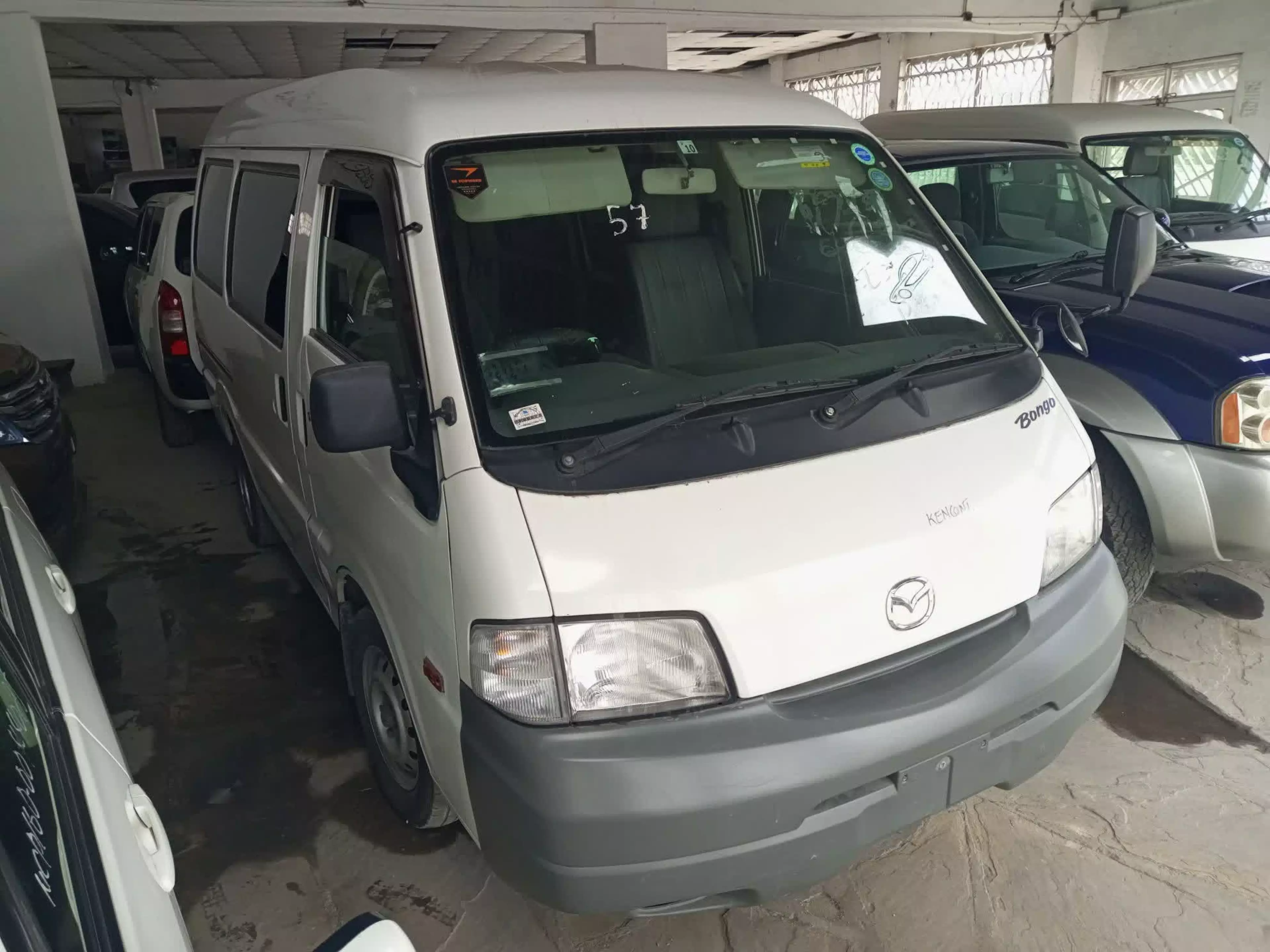 Mazda Bongo - 2014