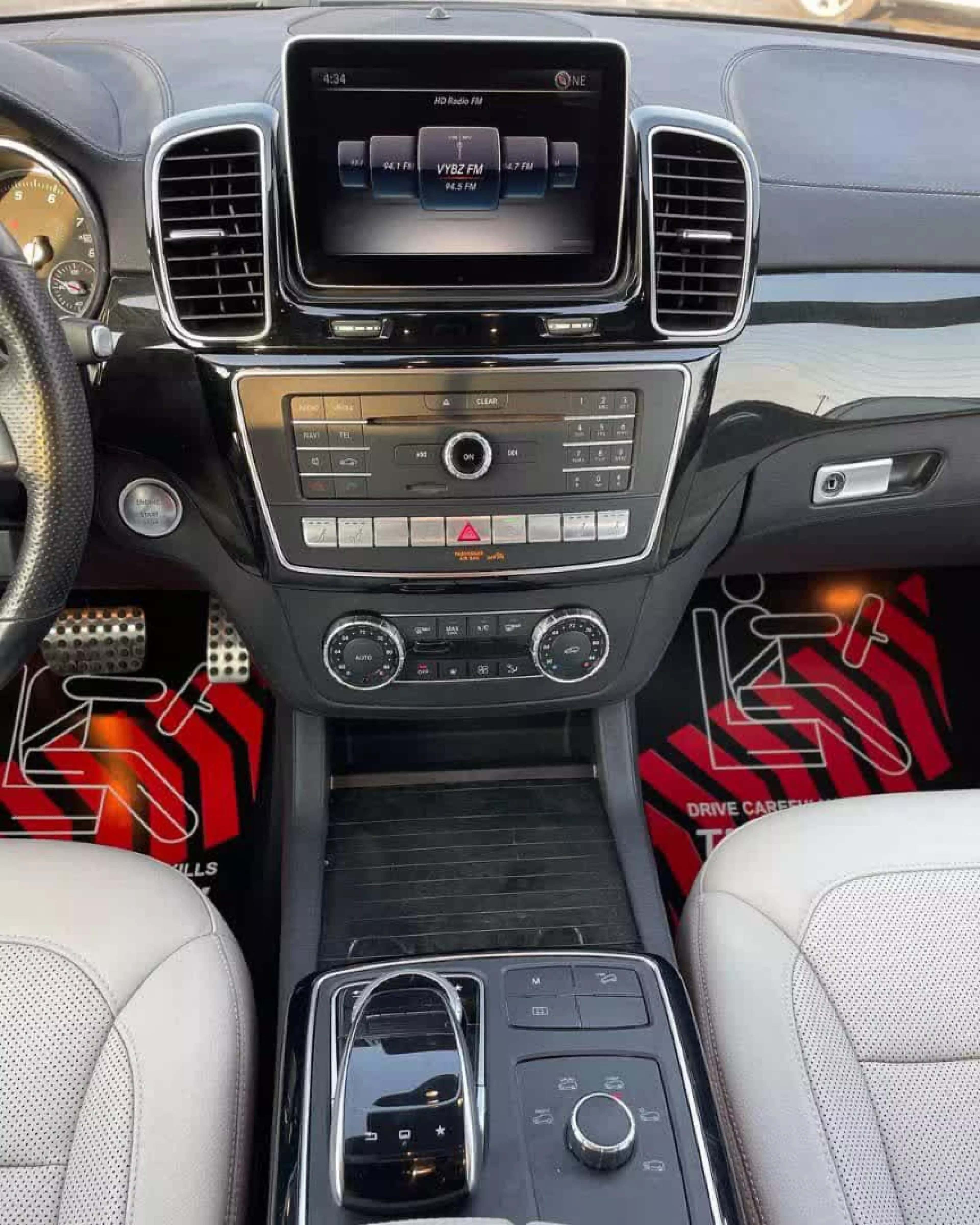 Mercedes-Benz GLE 400   - 2016