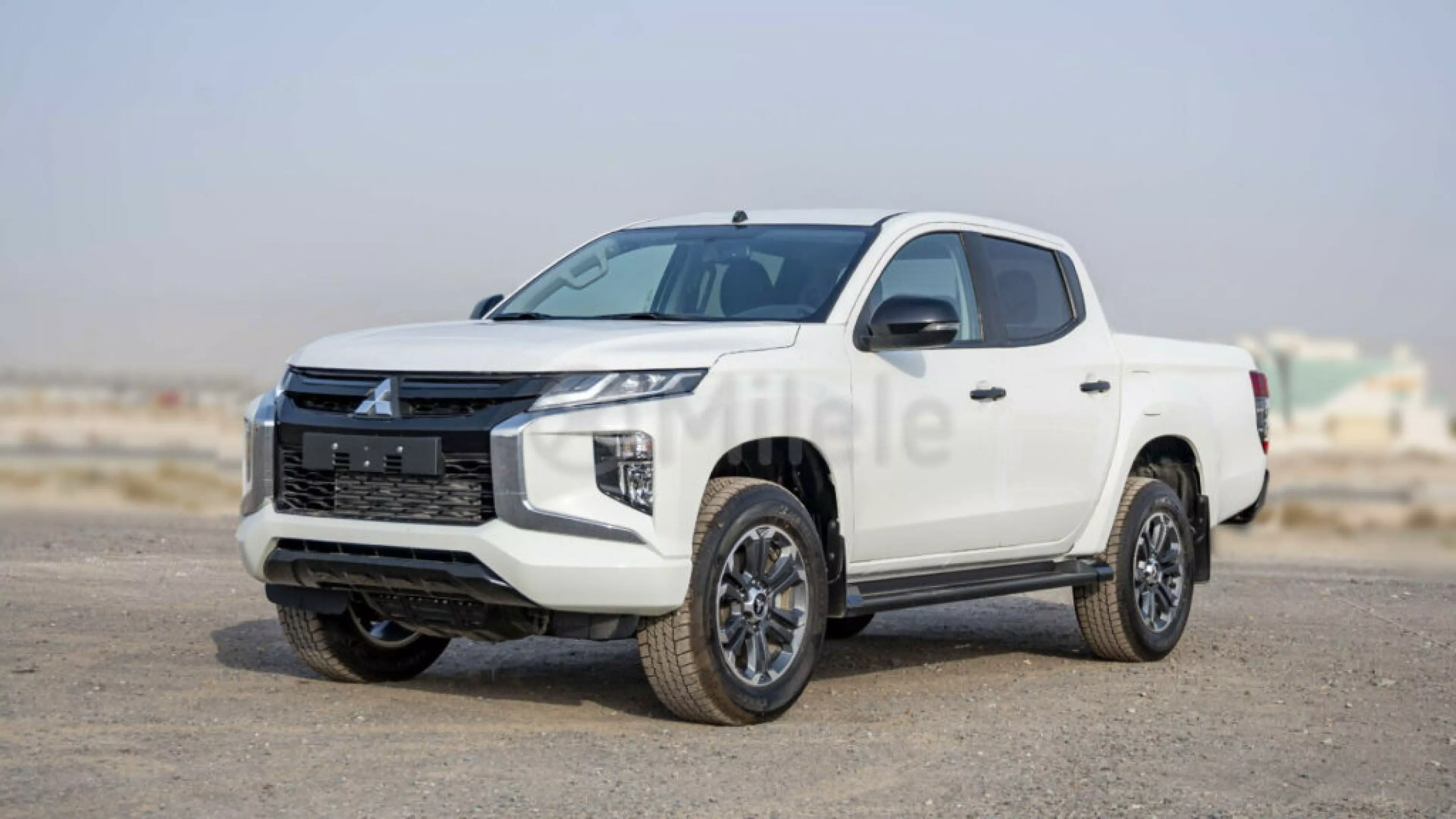 Mitsubishi L200   - 2024