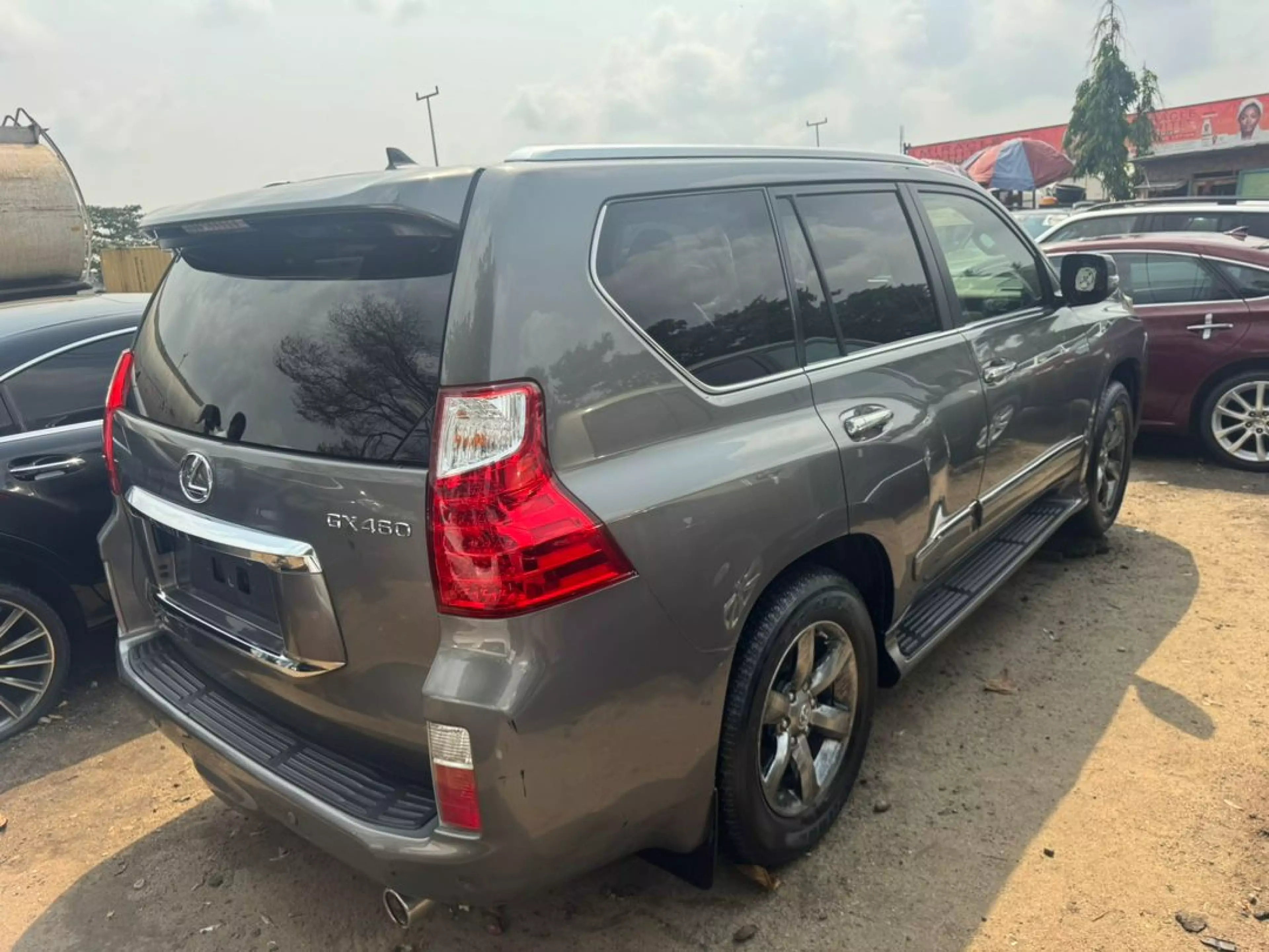 Lexus GX 460   - 2012