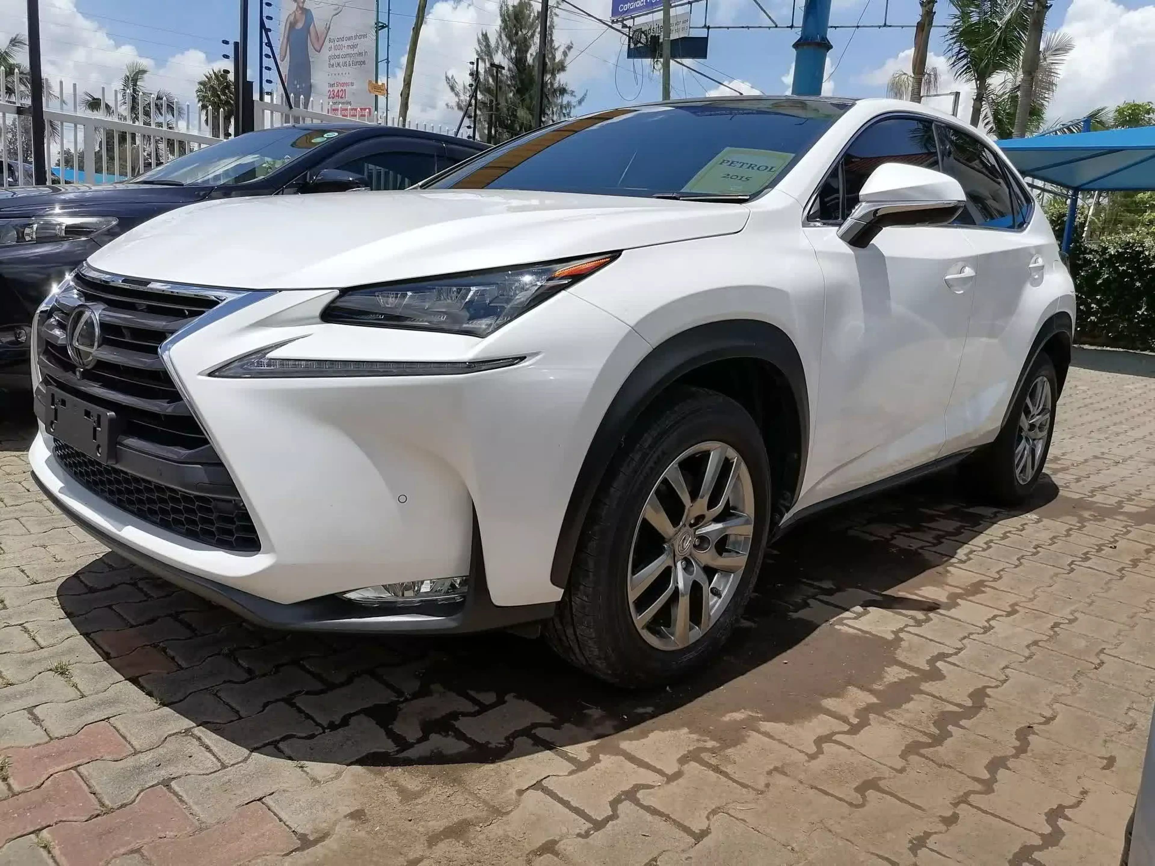 Lexus NX 200 - 2015