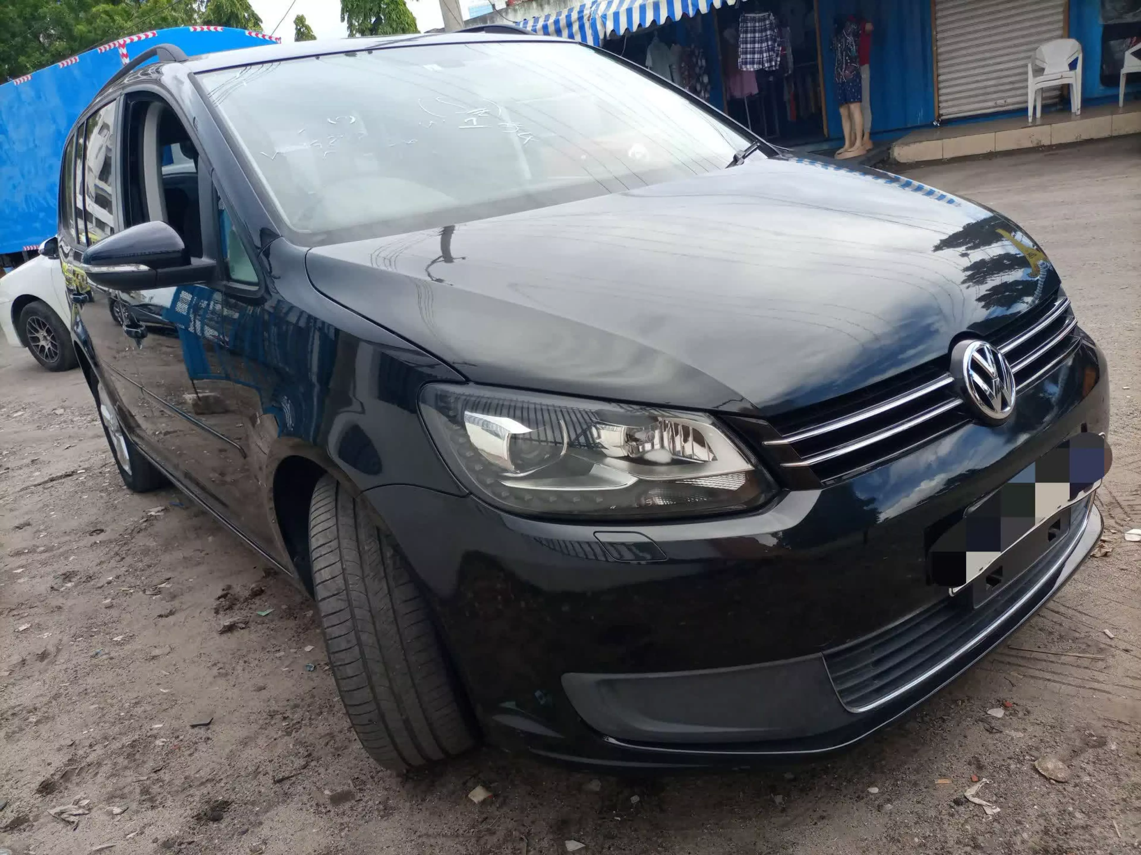 Volkswagen Touran - 2015