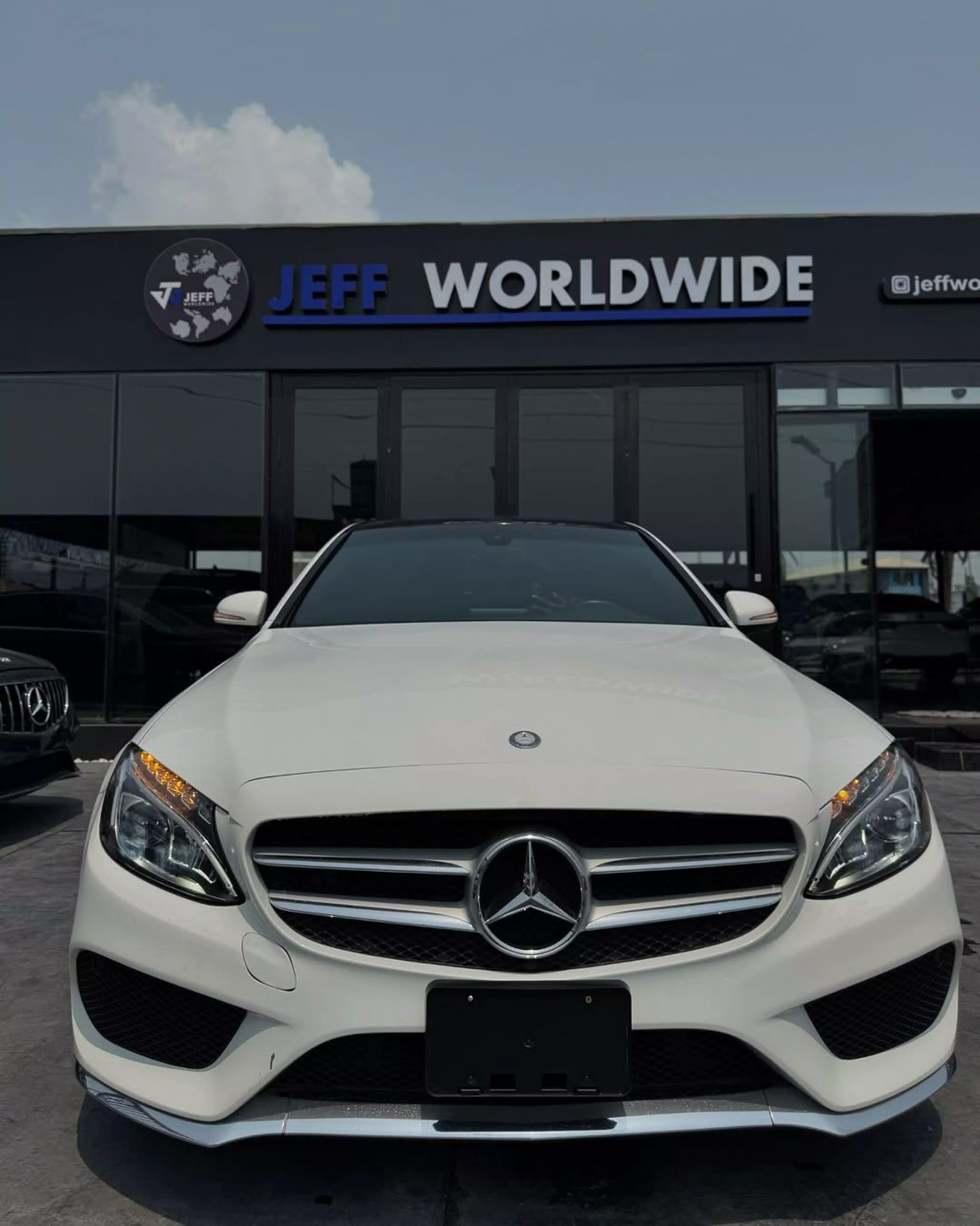 Mercedes-Benz C 300   - 2015