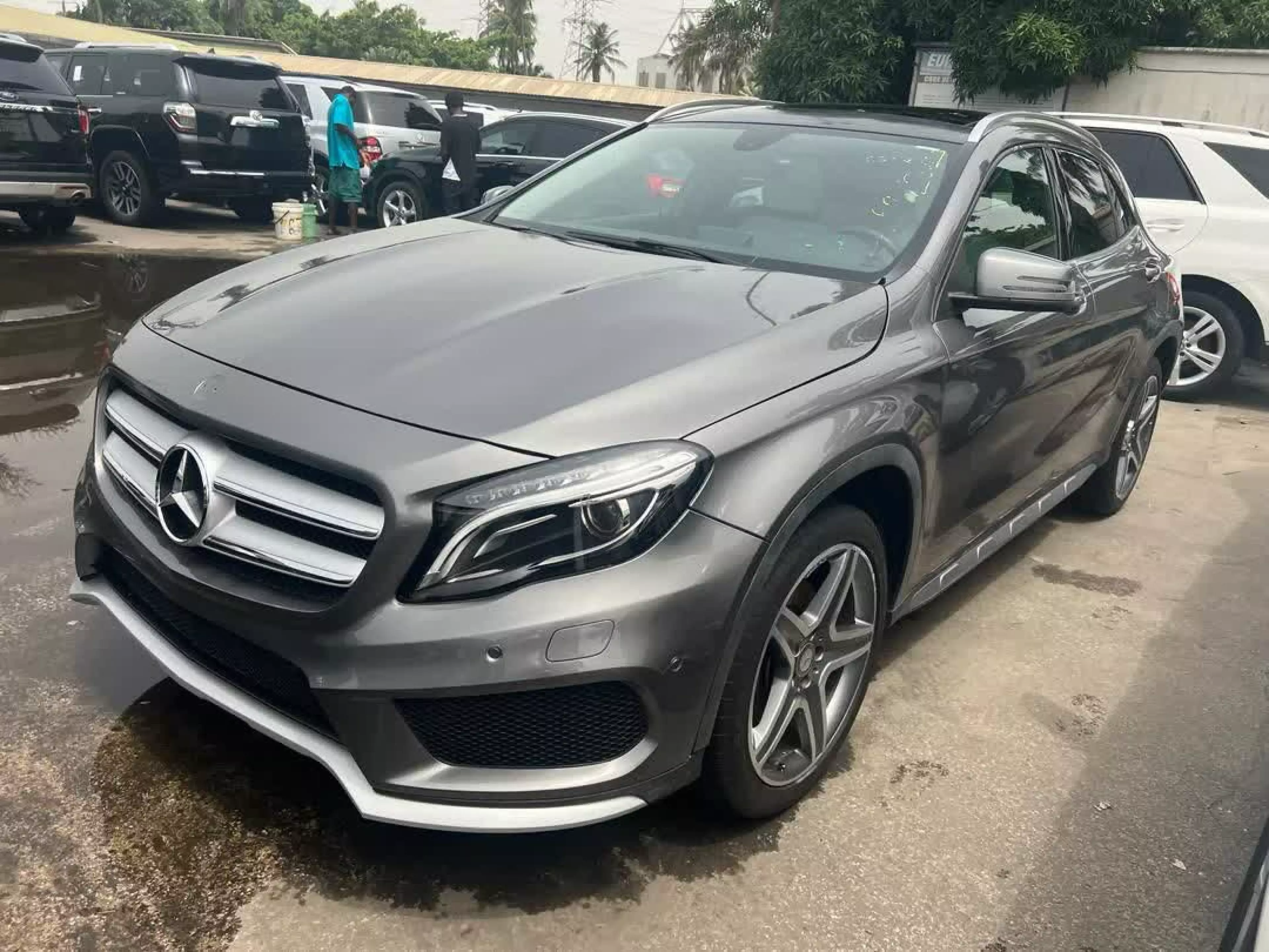 Mercedes-Benz GLA 250 - 2015