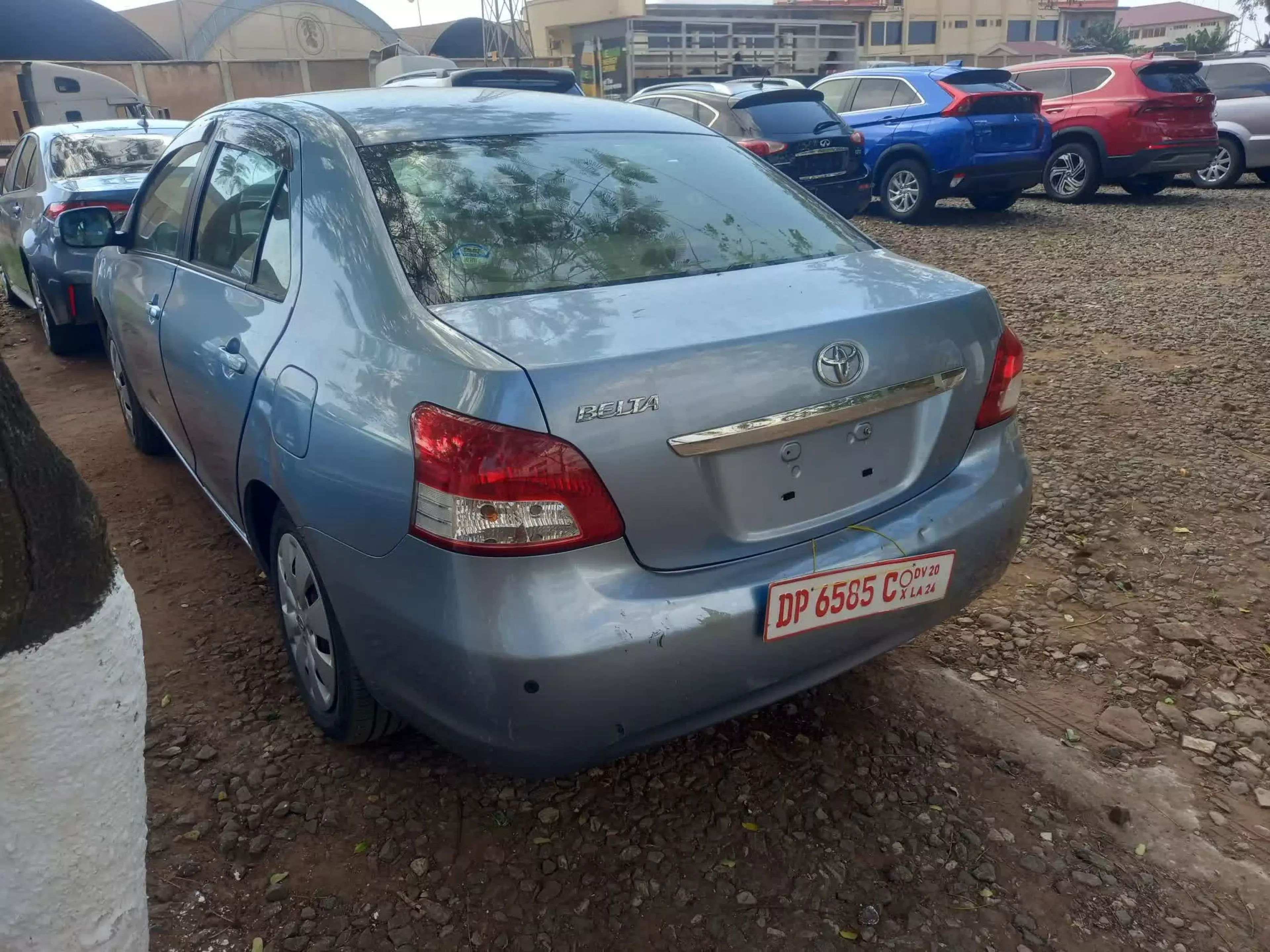 Toyota Belta   - 2012