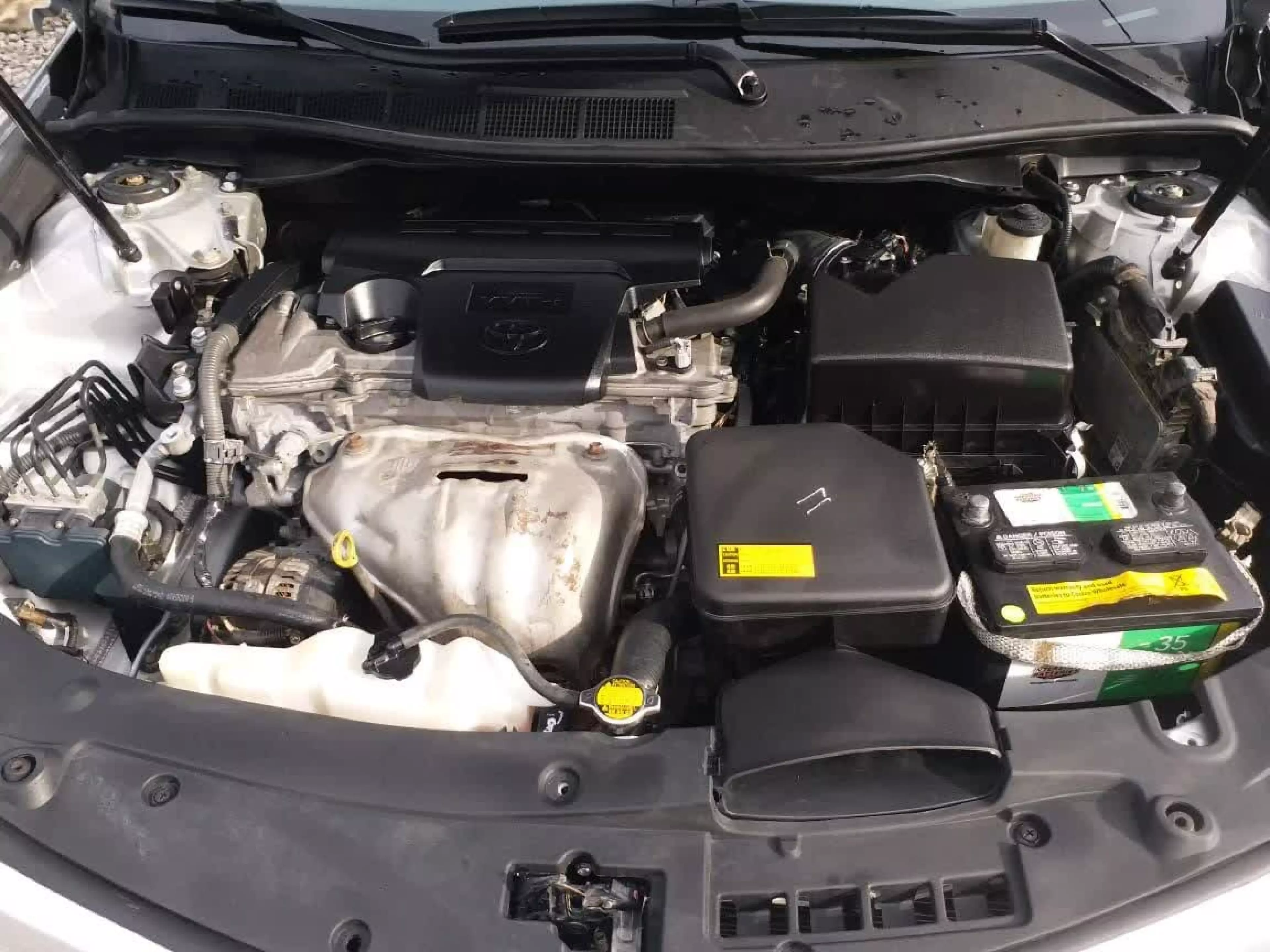 Toyota Camry   - 2014