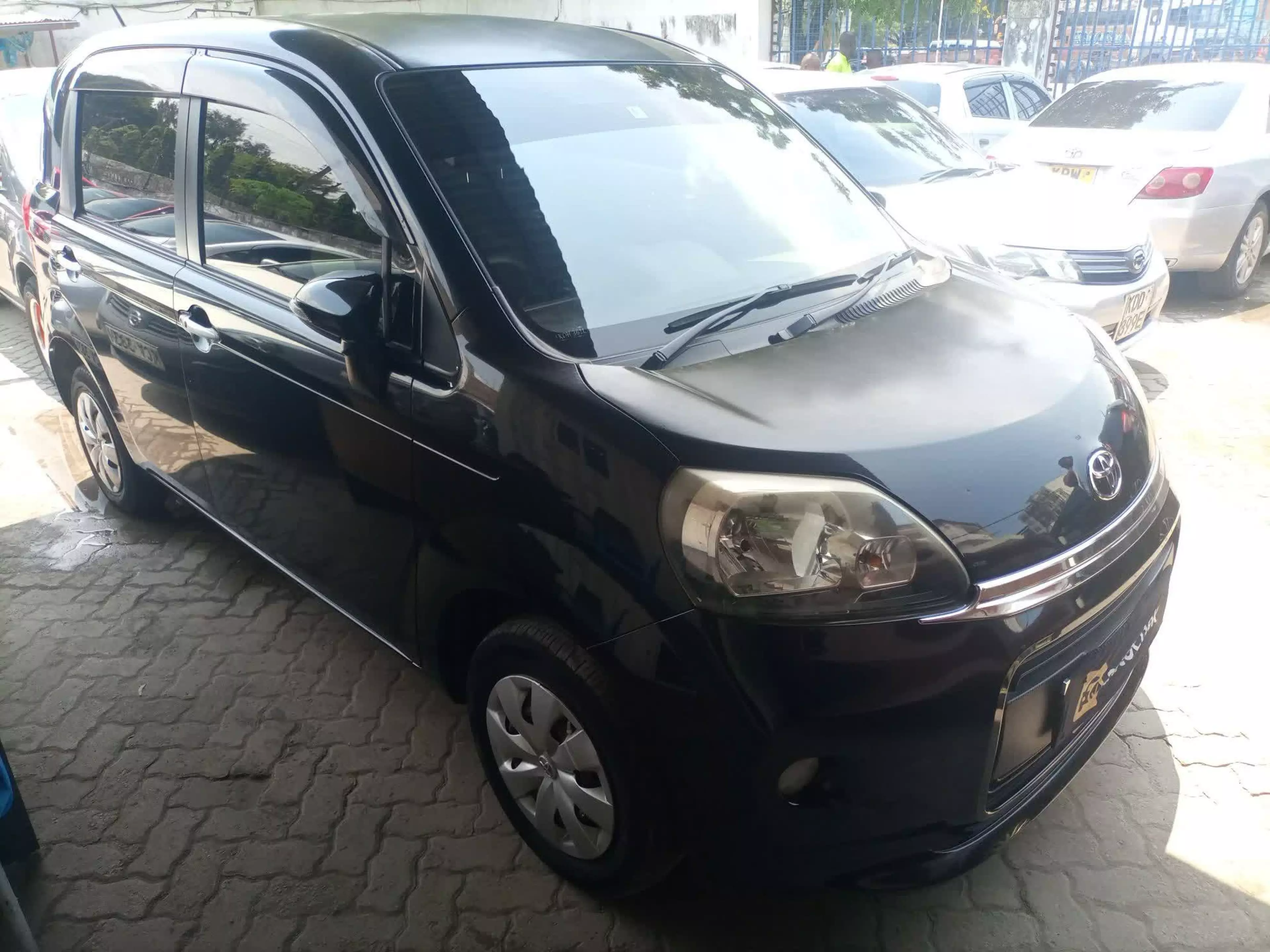 Toyota Porte - 2014