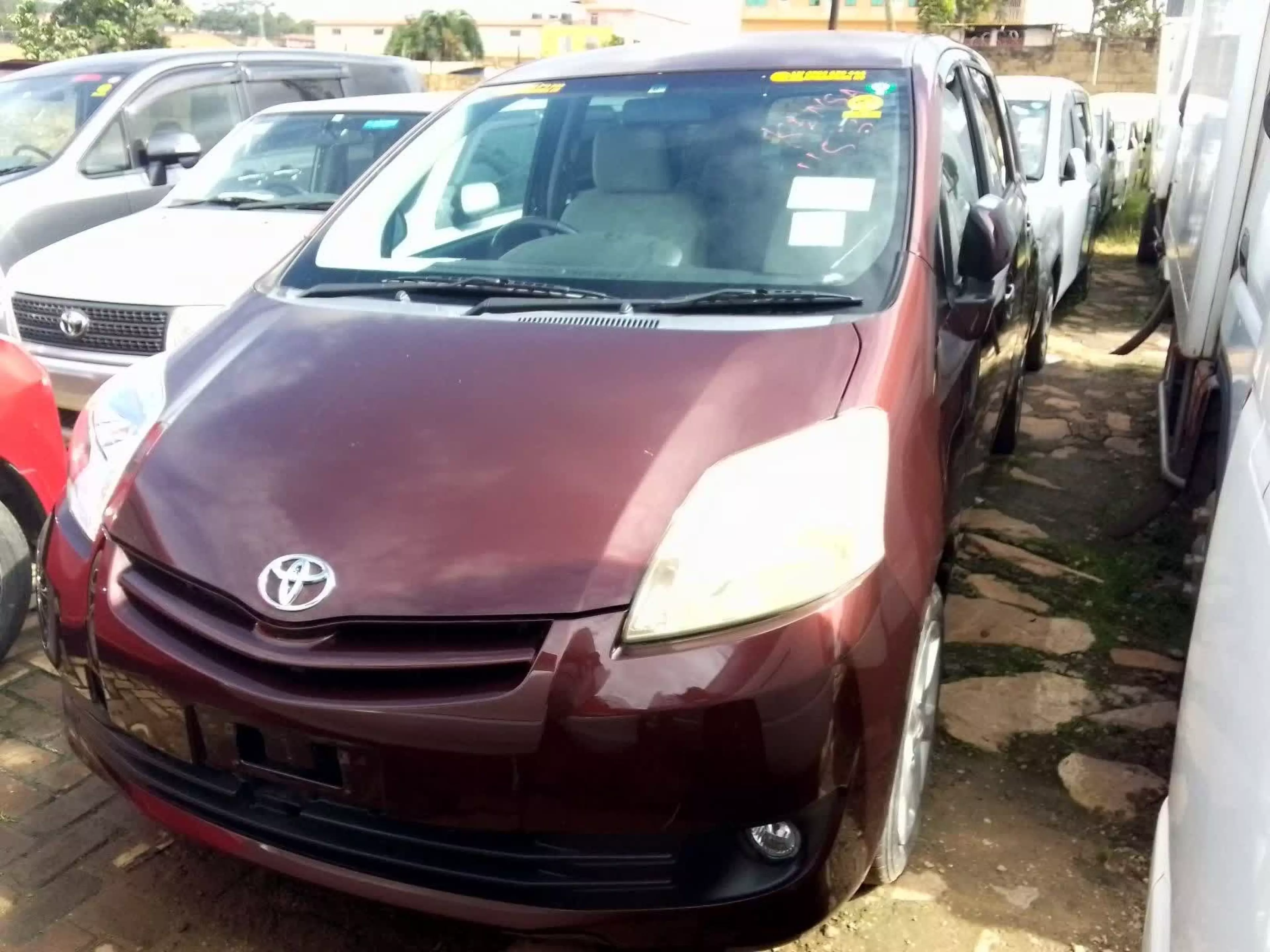 Toyota Passo Sette - 2009