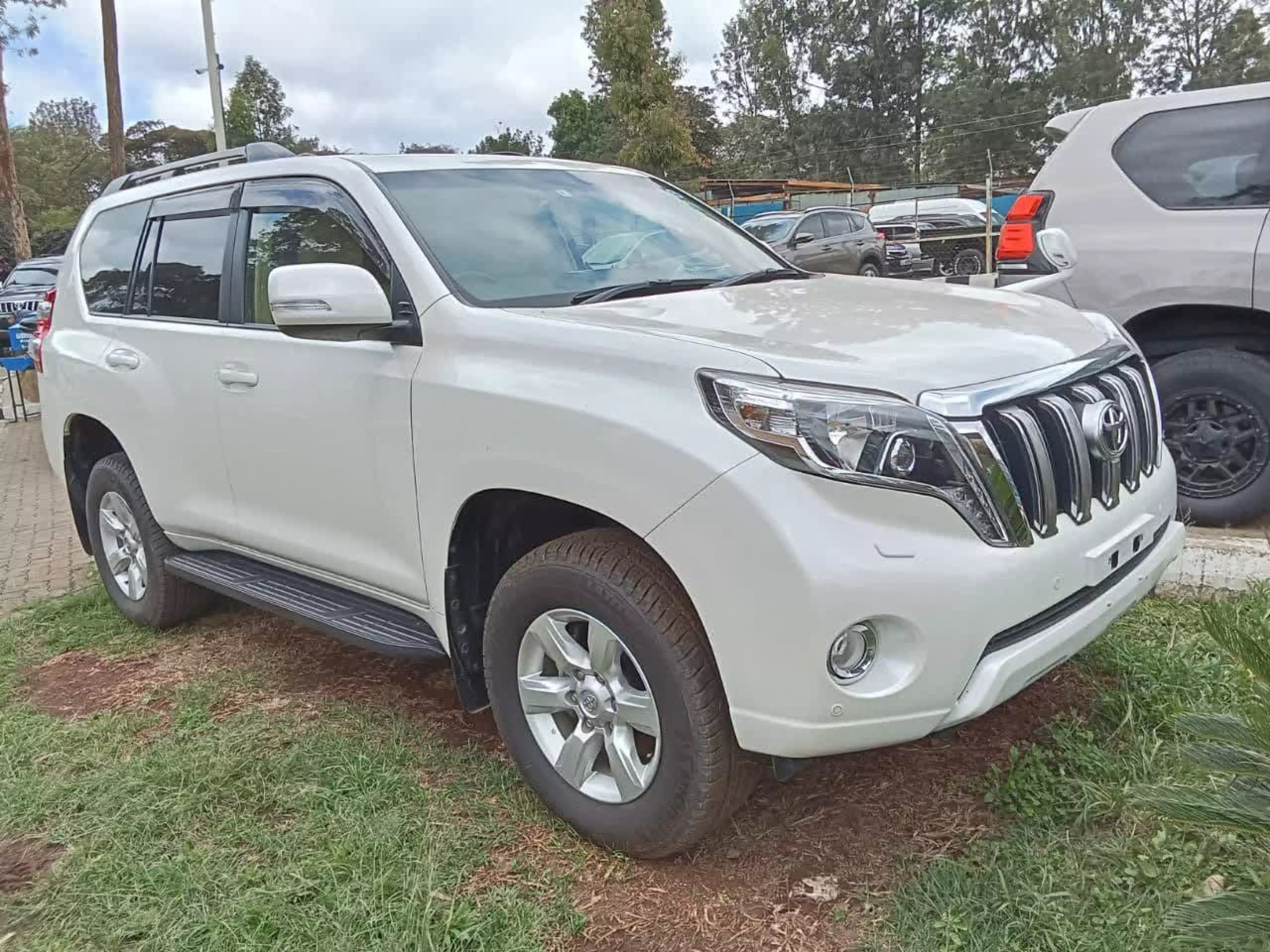 Toyota Prado - 2016