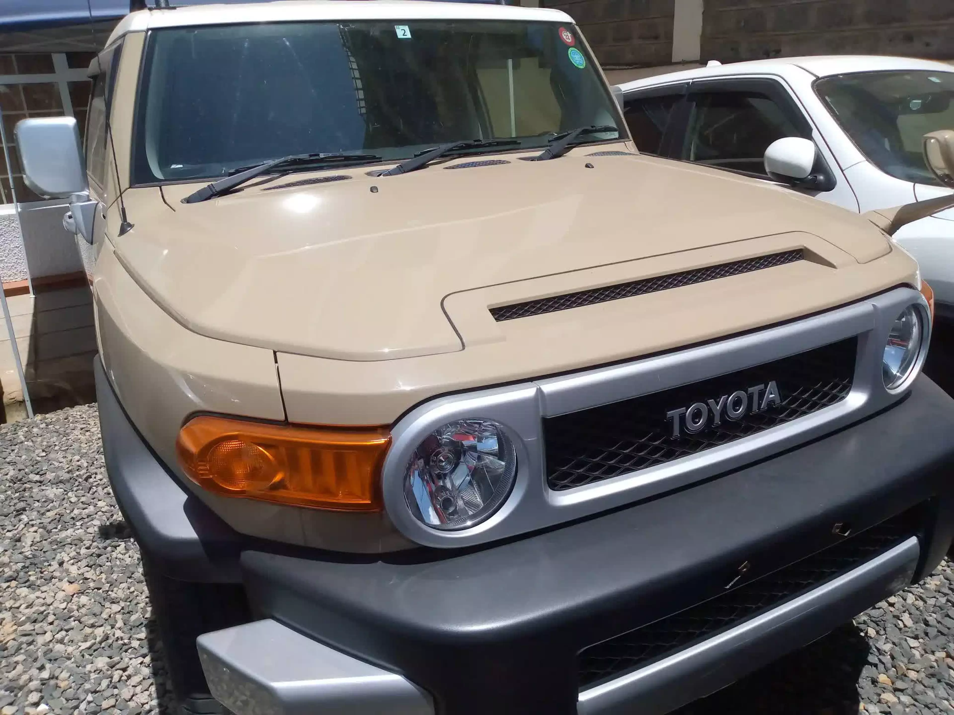 Toyota FJ Cruiser - 2014