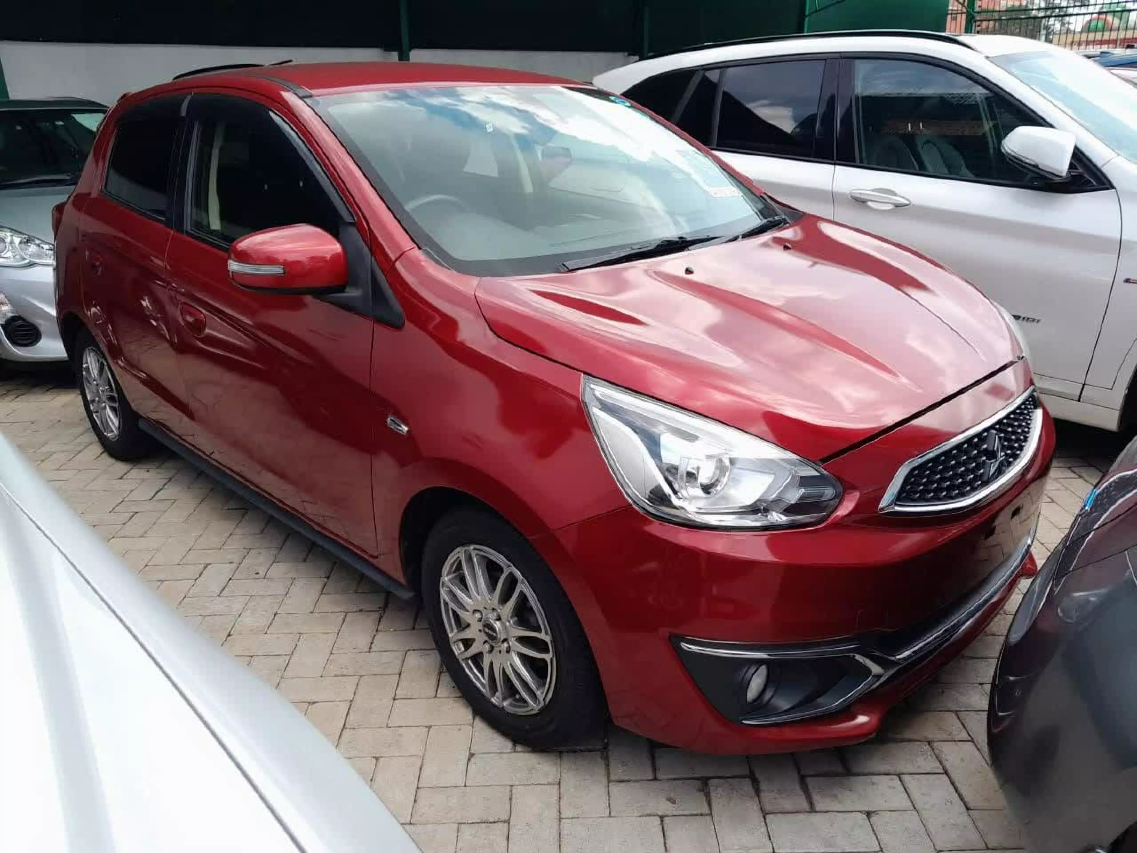 Mitsubishi Mirage - 2016
