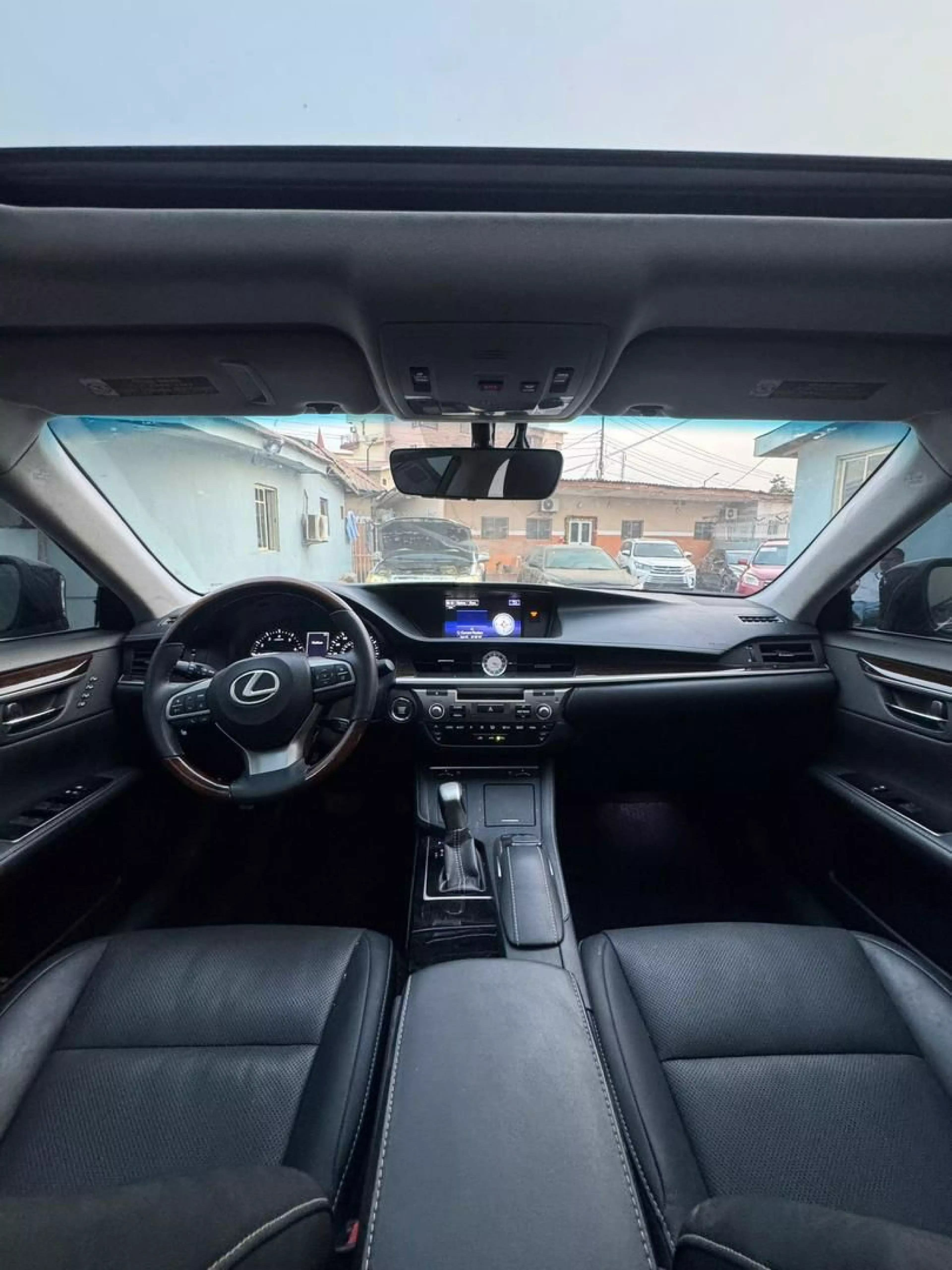 Lexus ES 350   - 2016