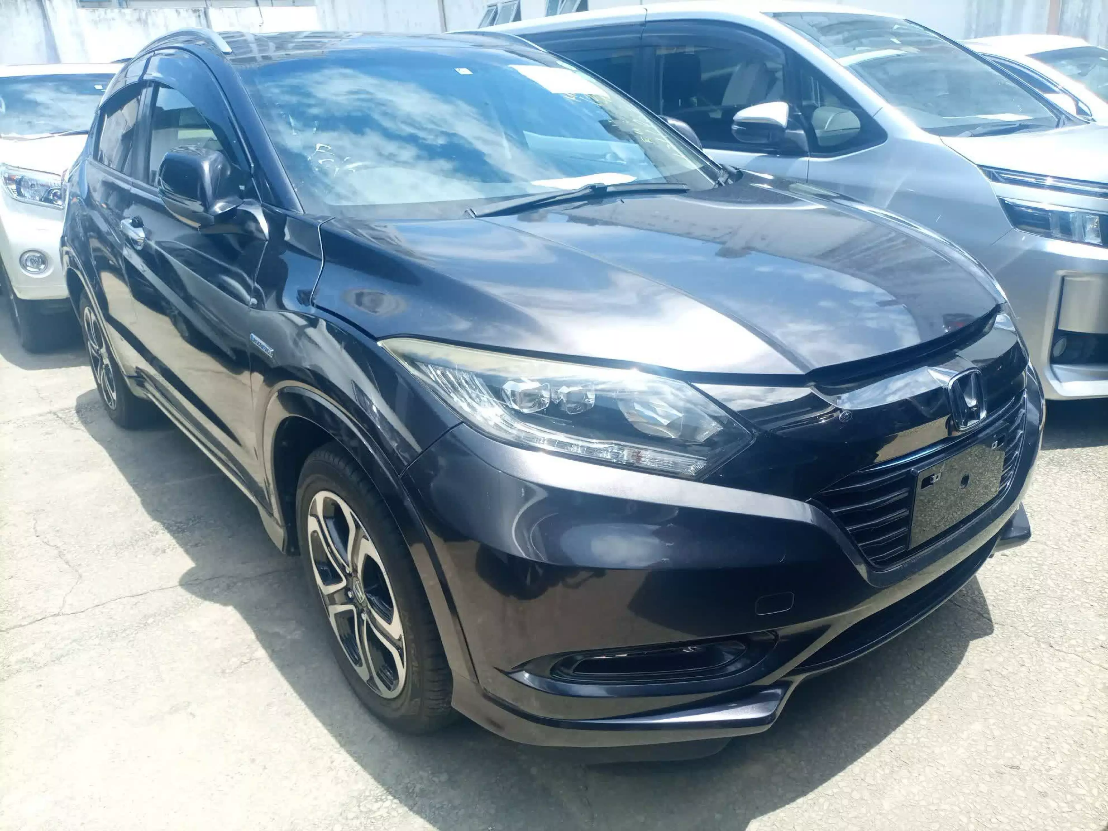 Honda Vezel Hybrid - 2016