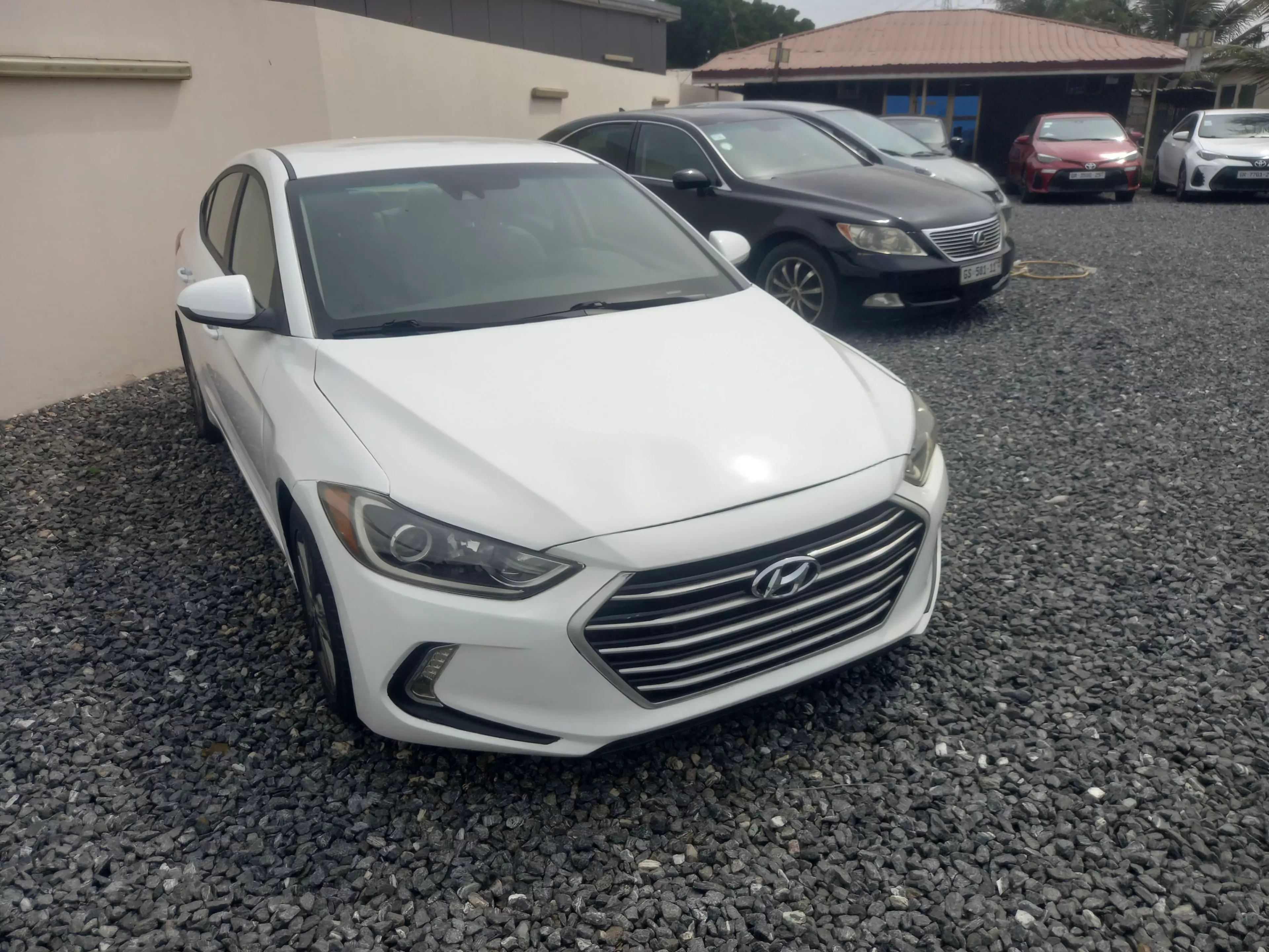 Hyundai Elantra   - 2017