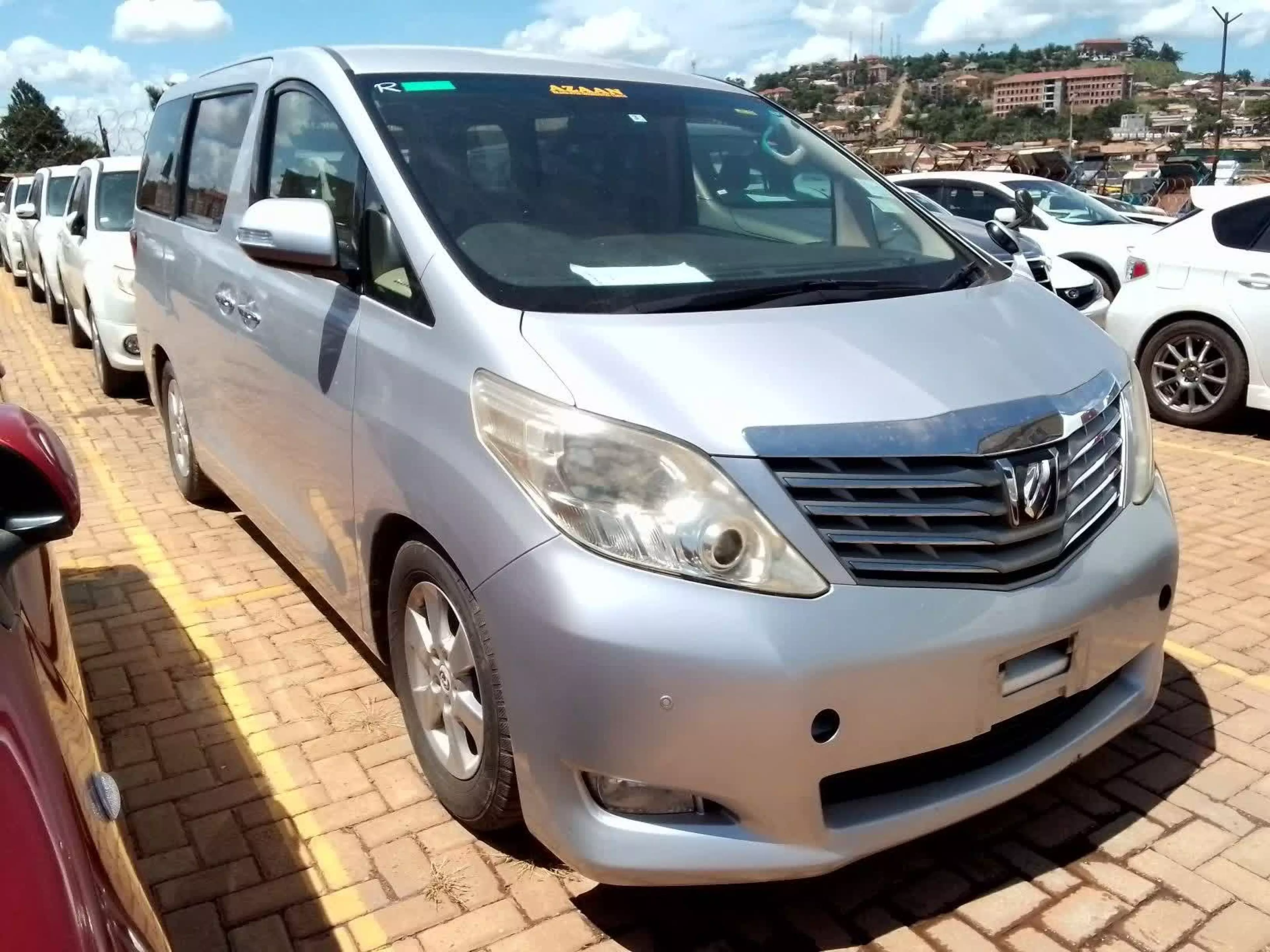 Toyota Alphard - 2010