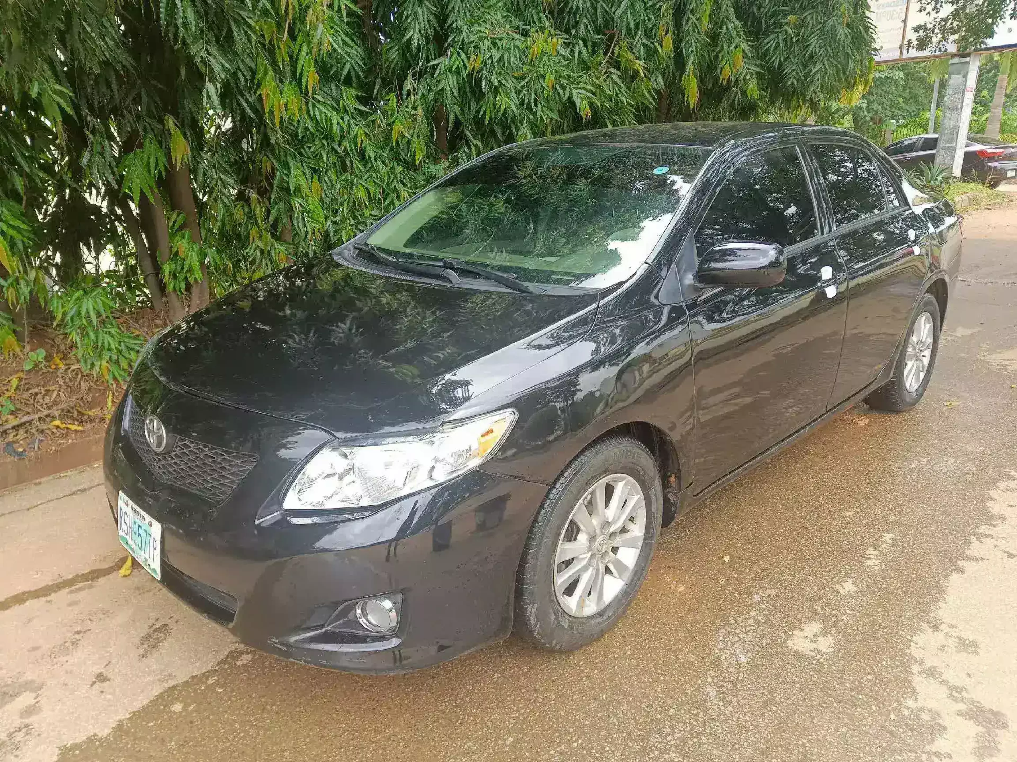 Toyota Corolla - 2010