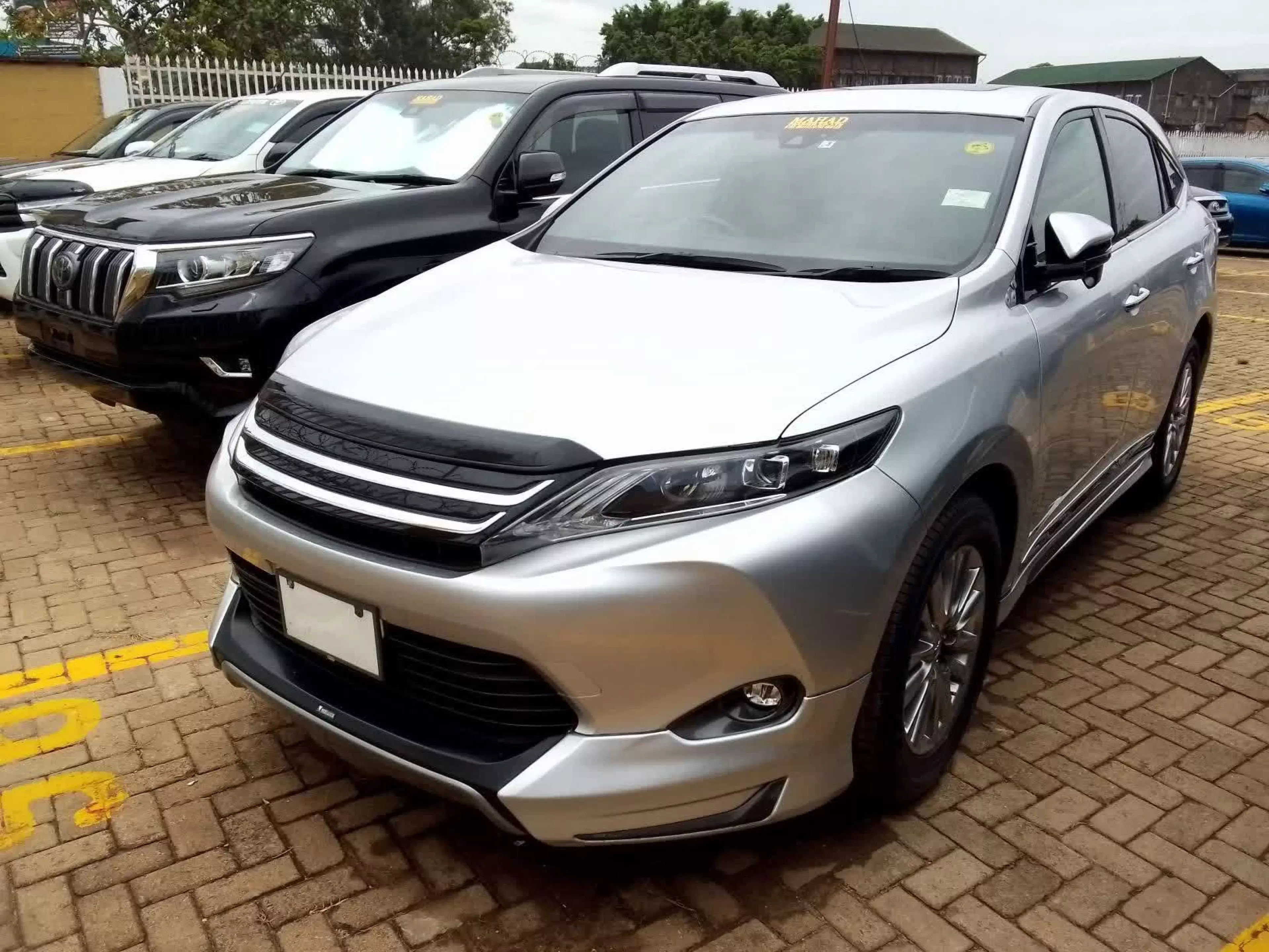 Toyota Harrier - 2014