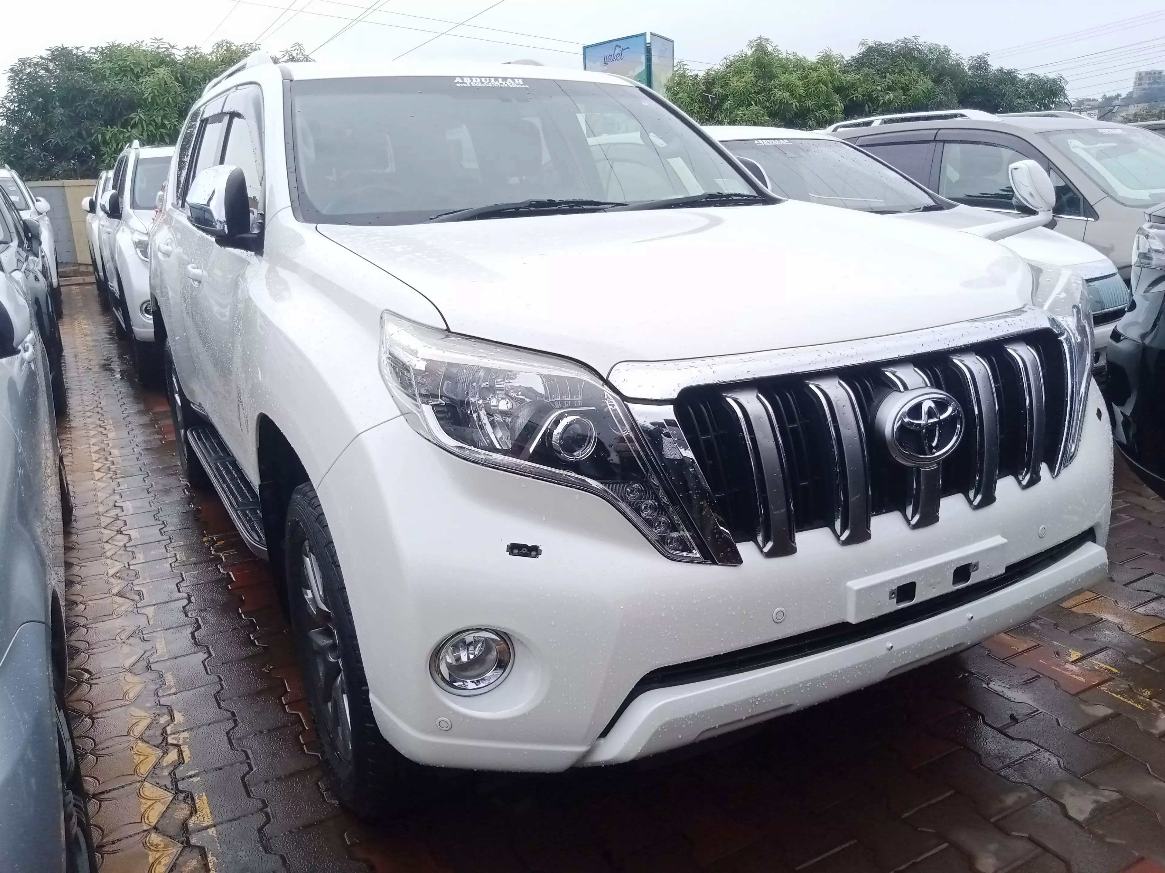Toyota Landcruiser Prado   - 2017