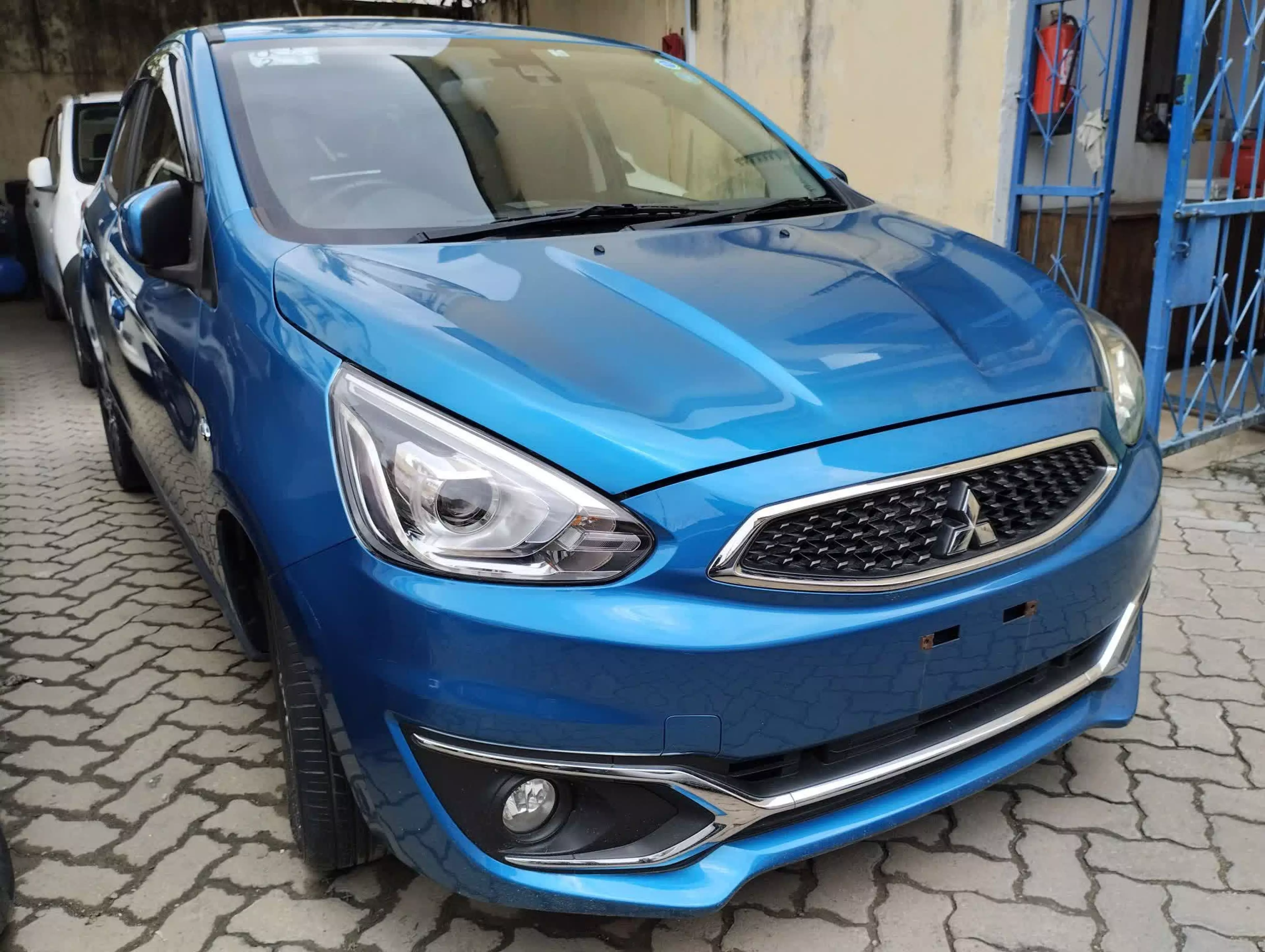 Mitsubishi Mirage - 2017