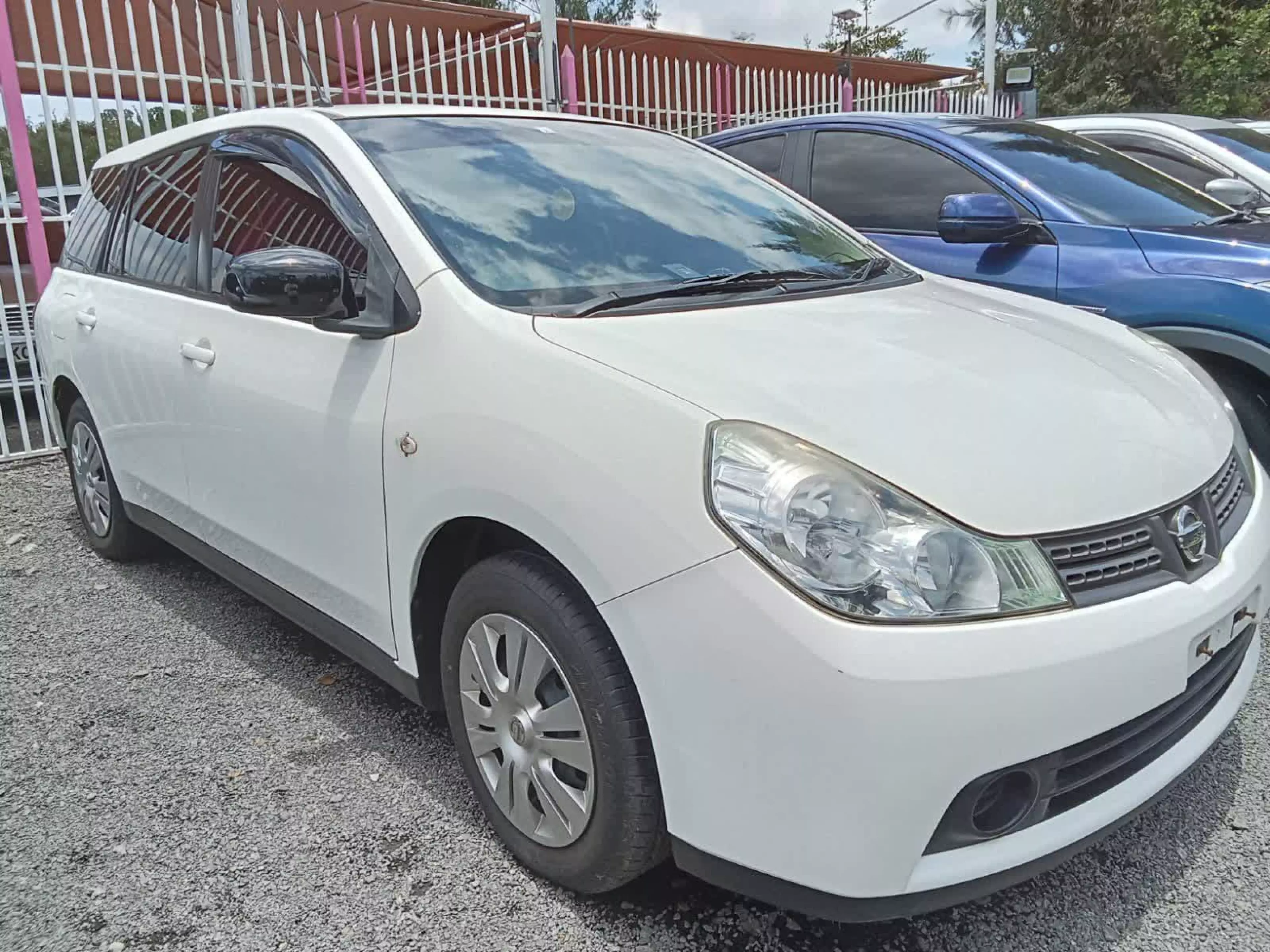 Nissan Wingroad  - 2016