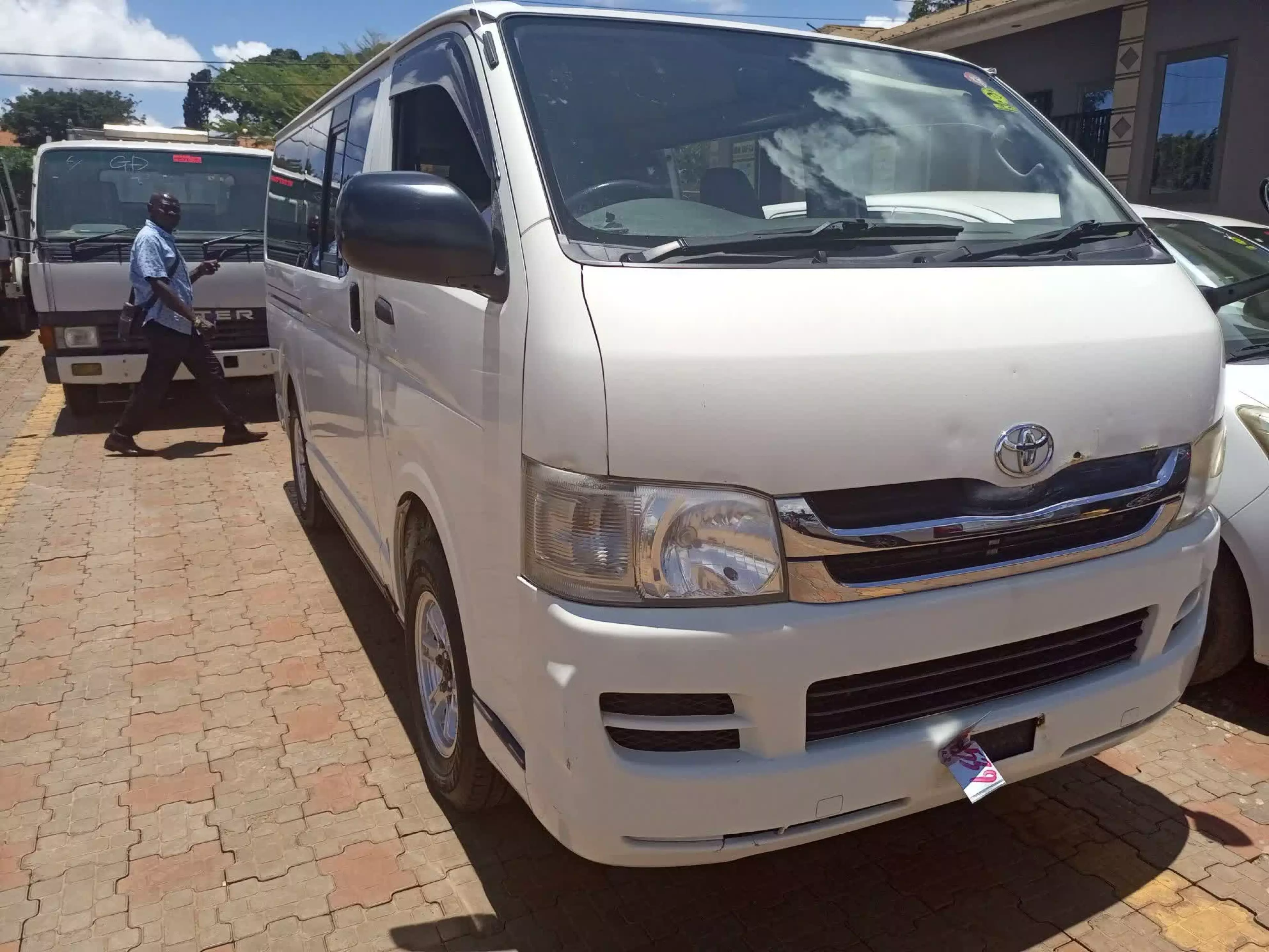 Toyota Hiace - 2008