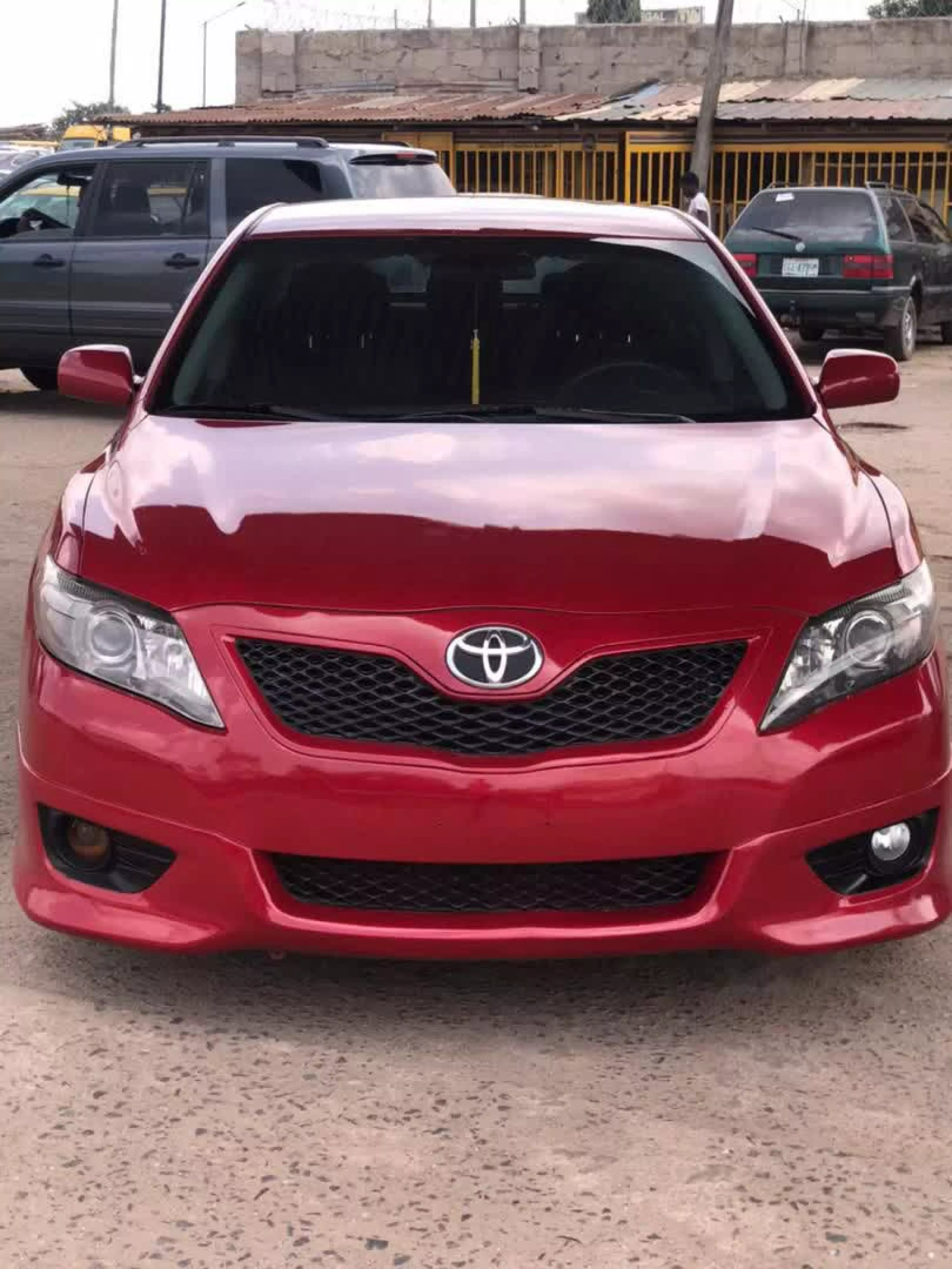 Toyota Camry - 2011