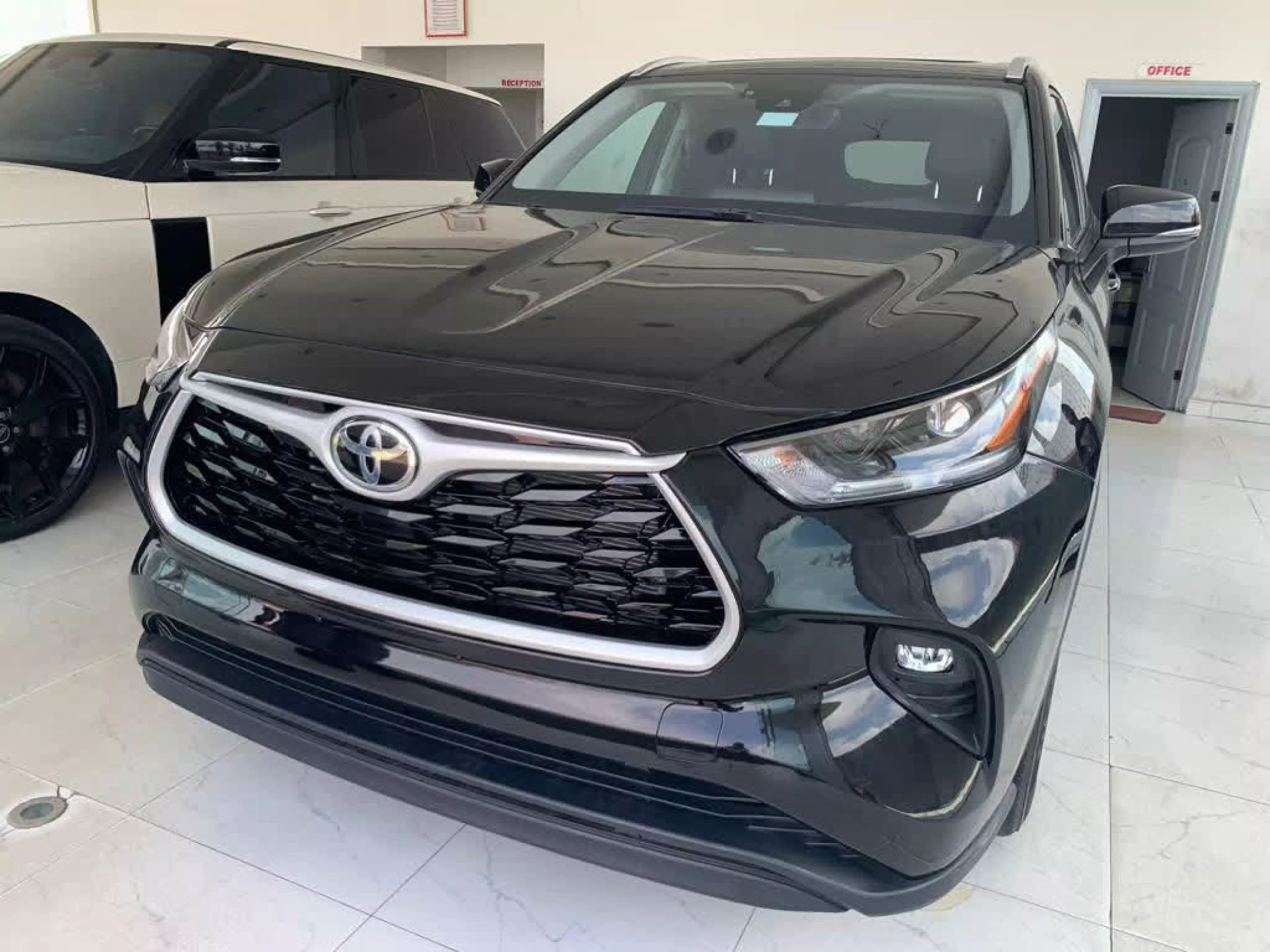 Toyota Highlander - 2021