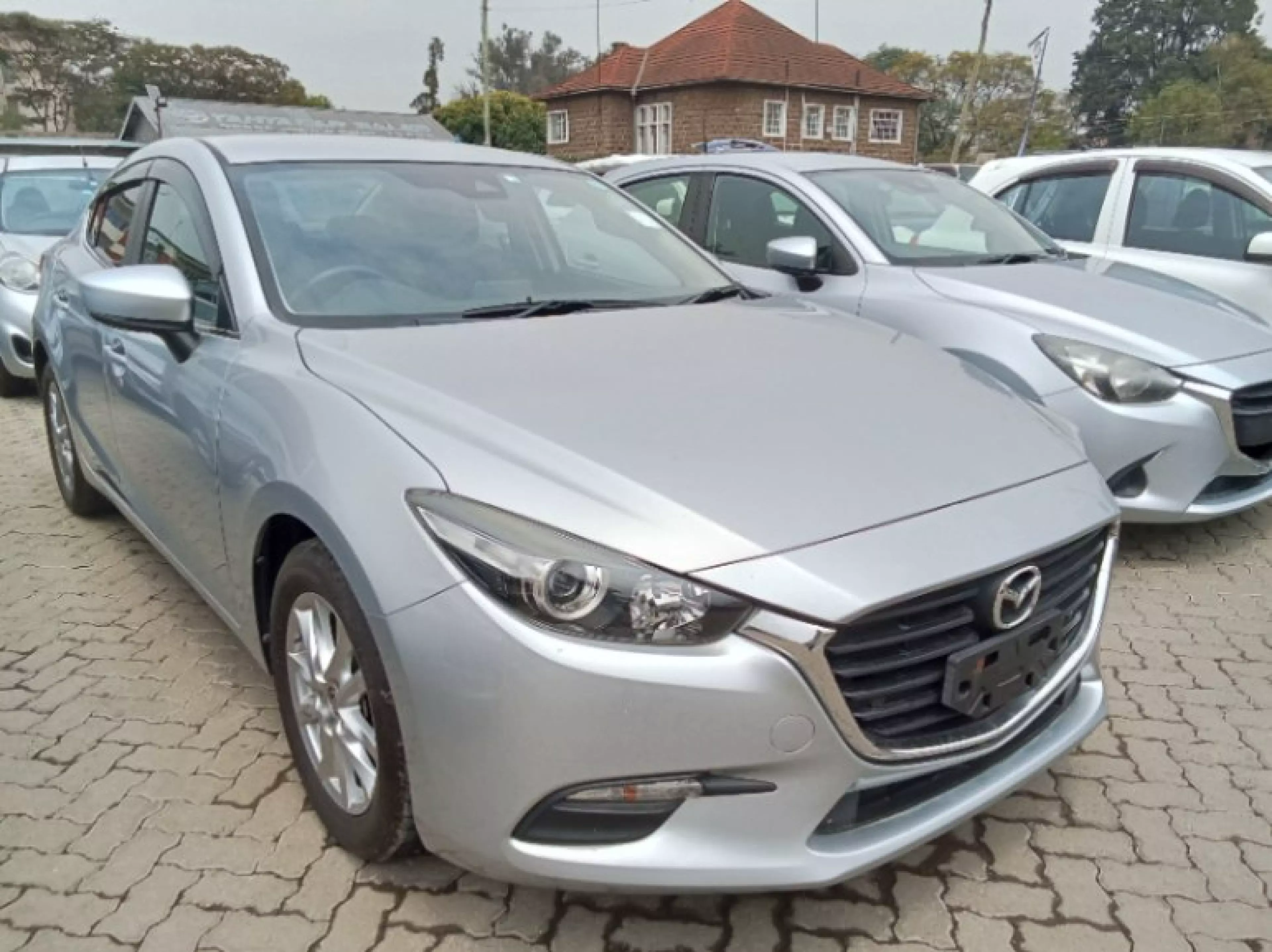 Mazda Axela  - 2018