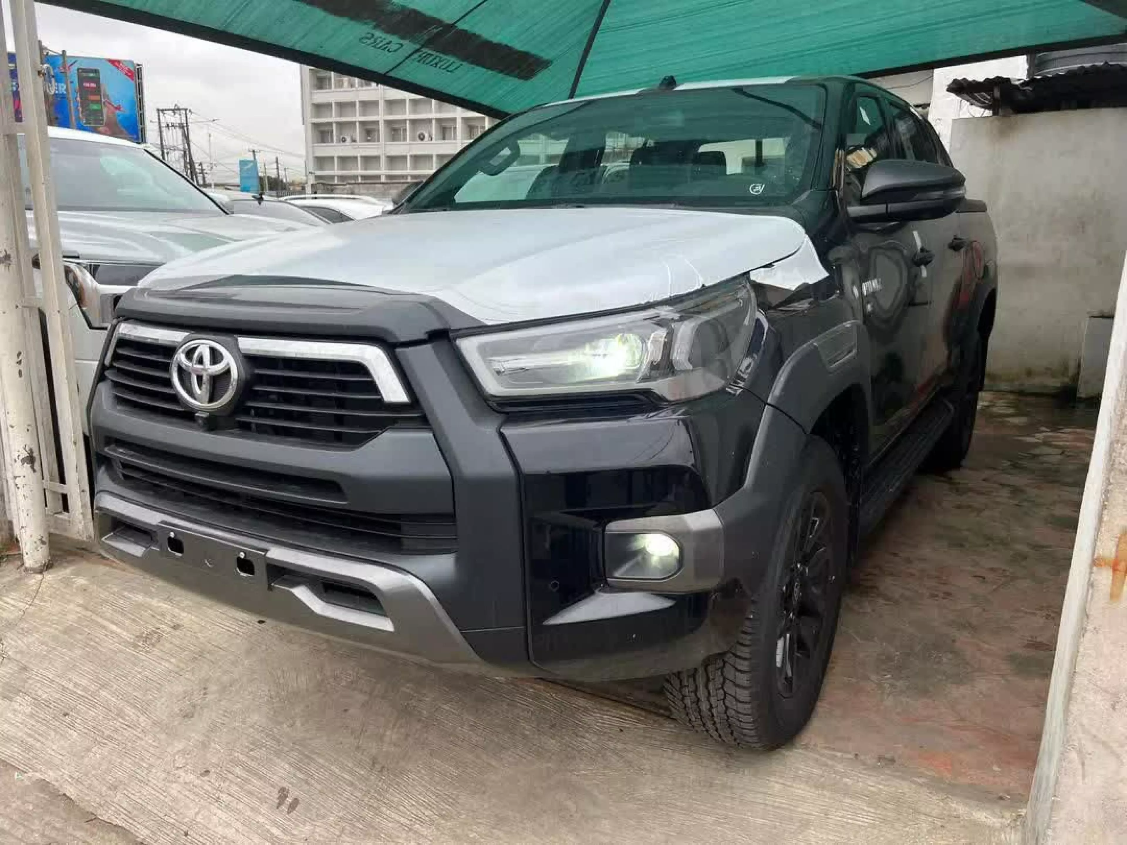 Toyota Hilux - 2025