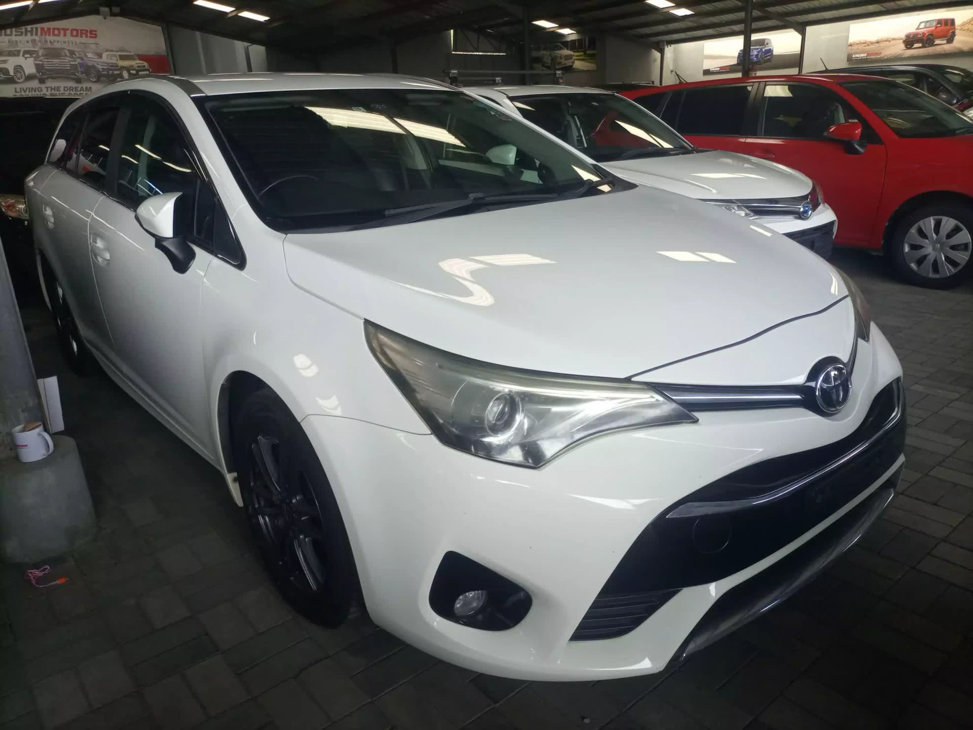 Toyota Avensis - 2016