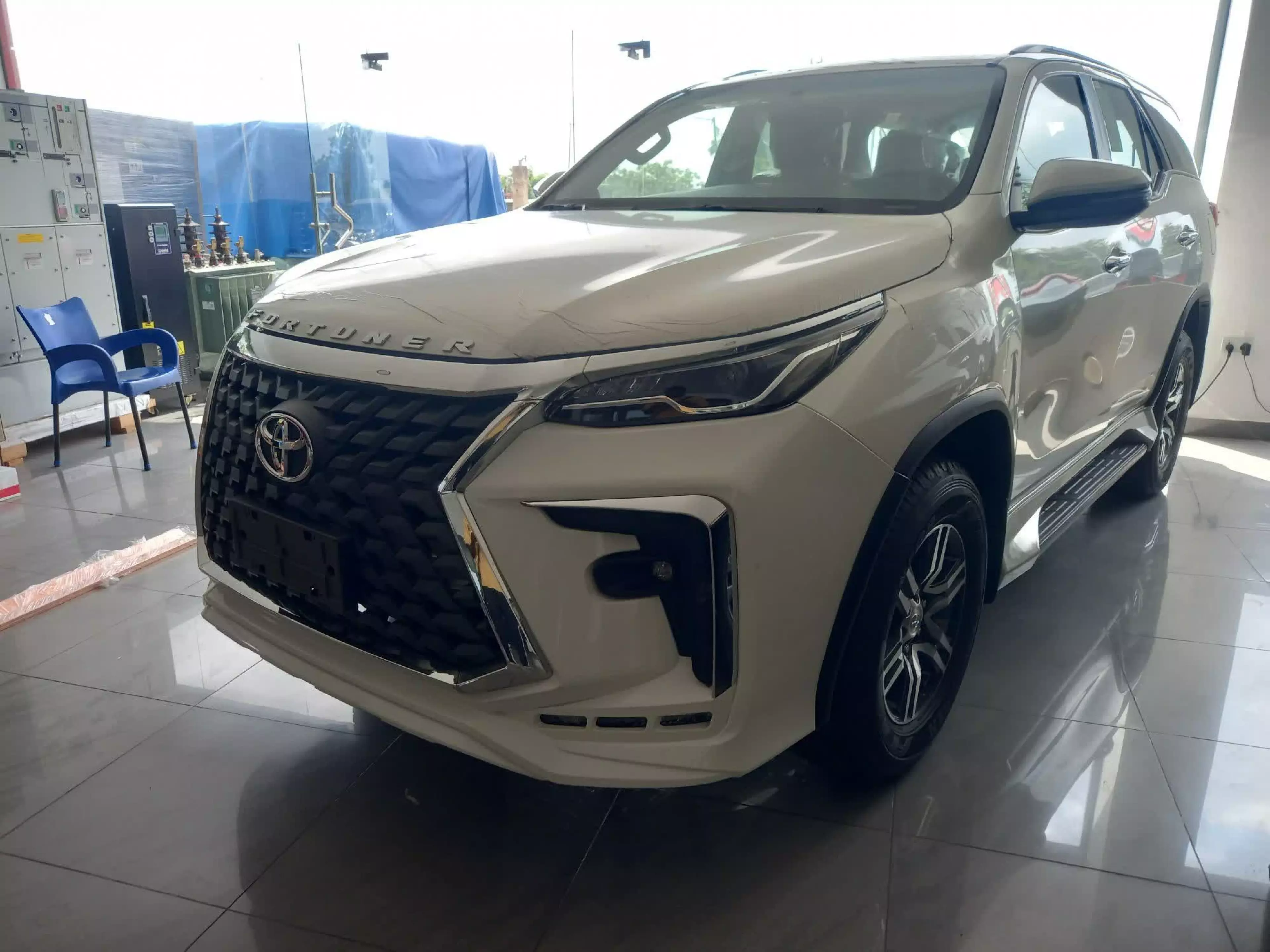 Toyota Fortuner - 2022