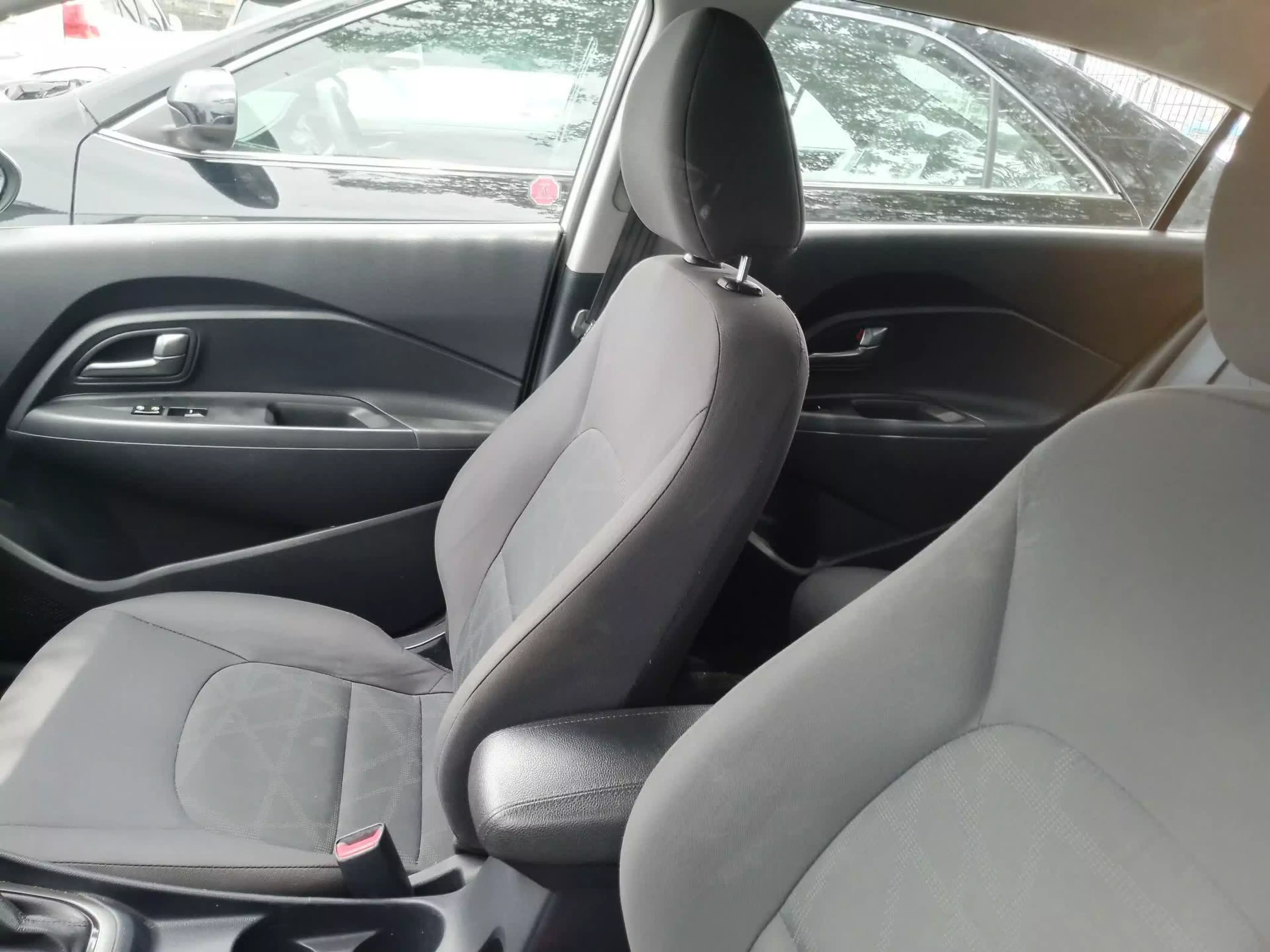 KIA Rio   - 2013