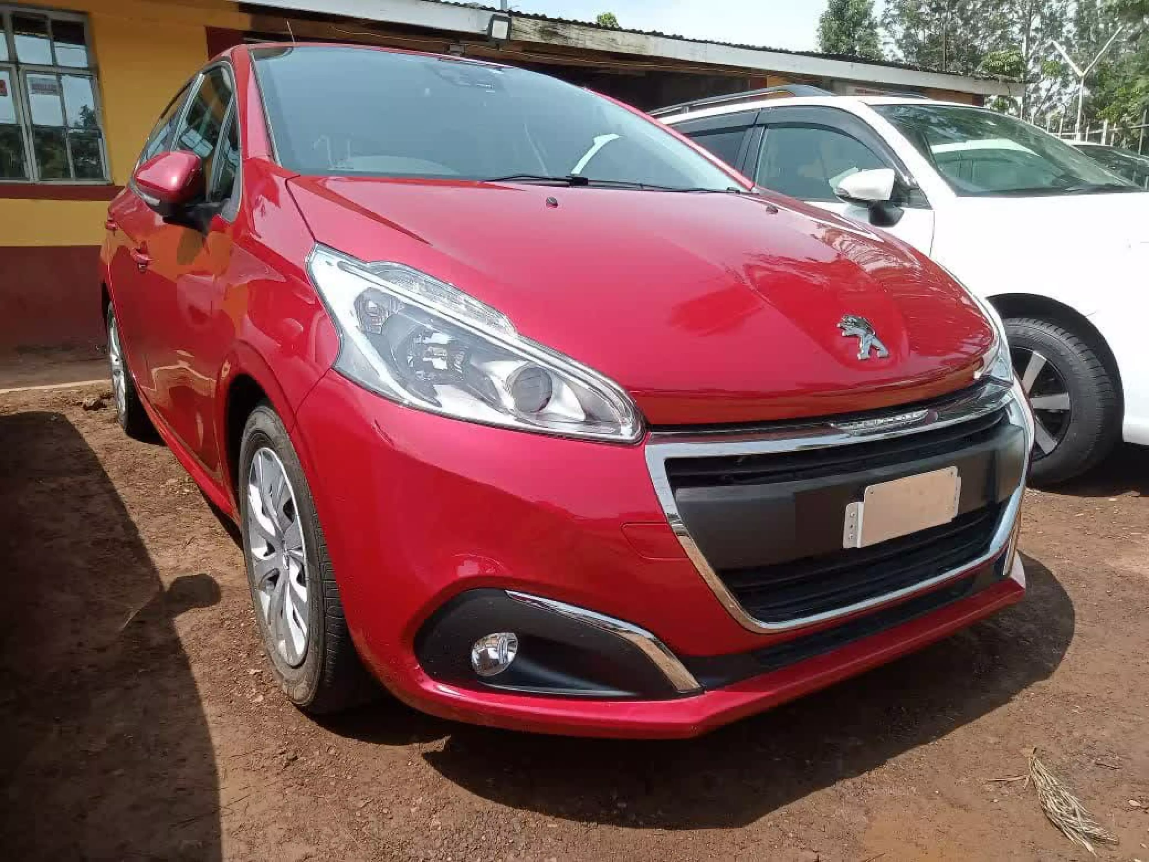 Peugeot 208 - 2015