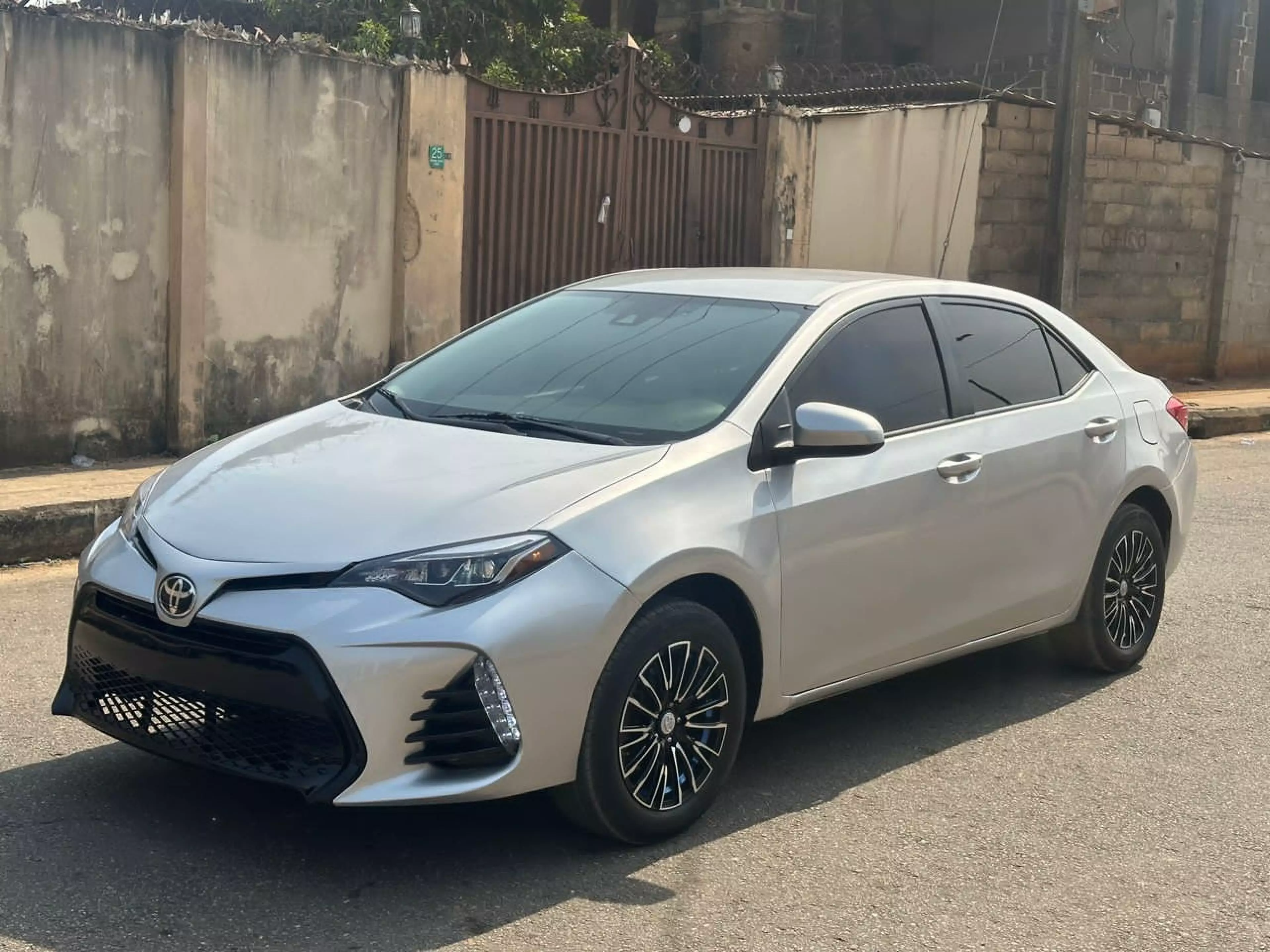 Toyota Corolla   - 2017