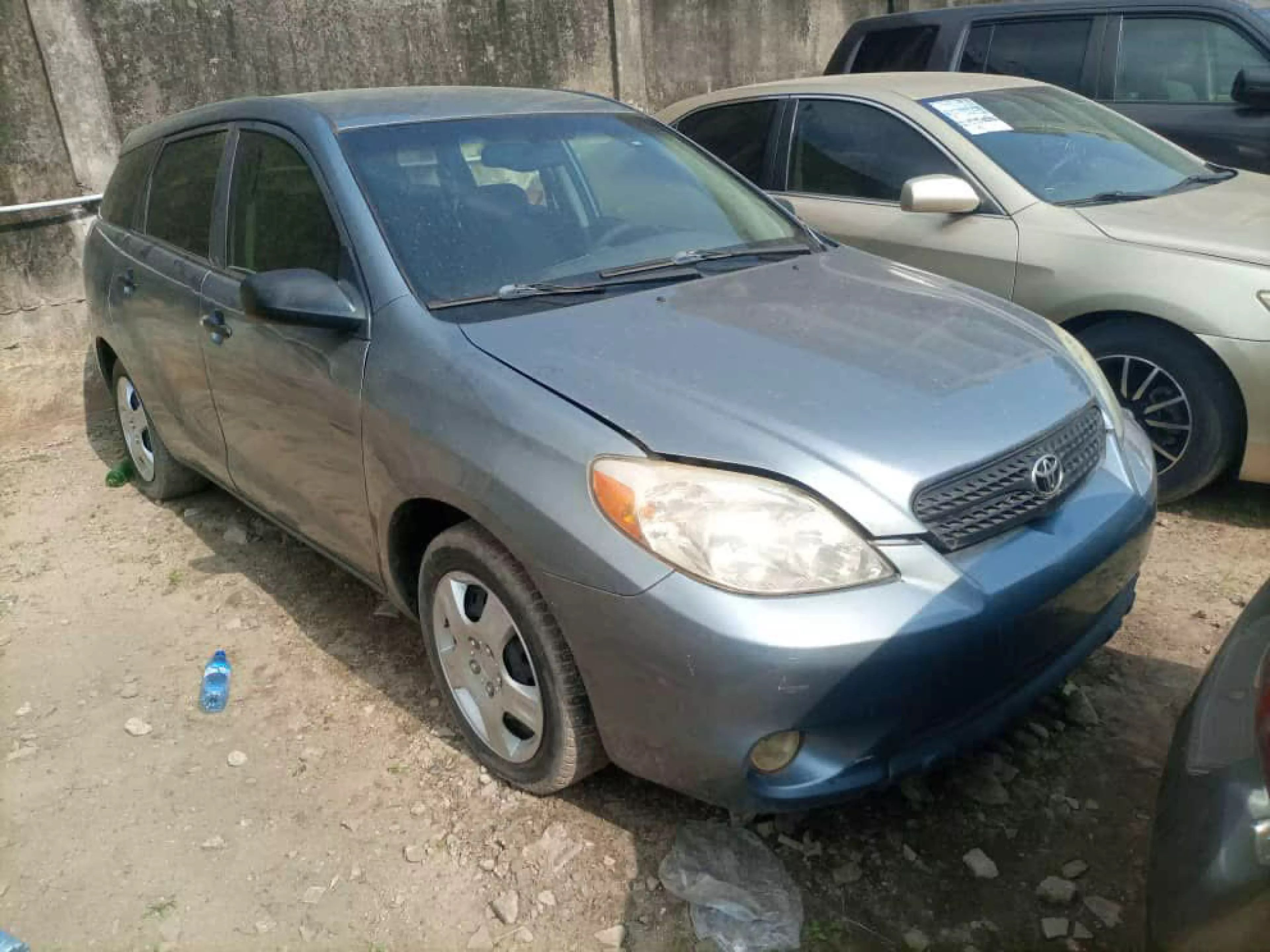Toyota Matrix - 2005