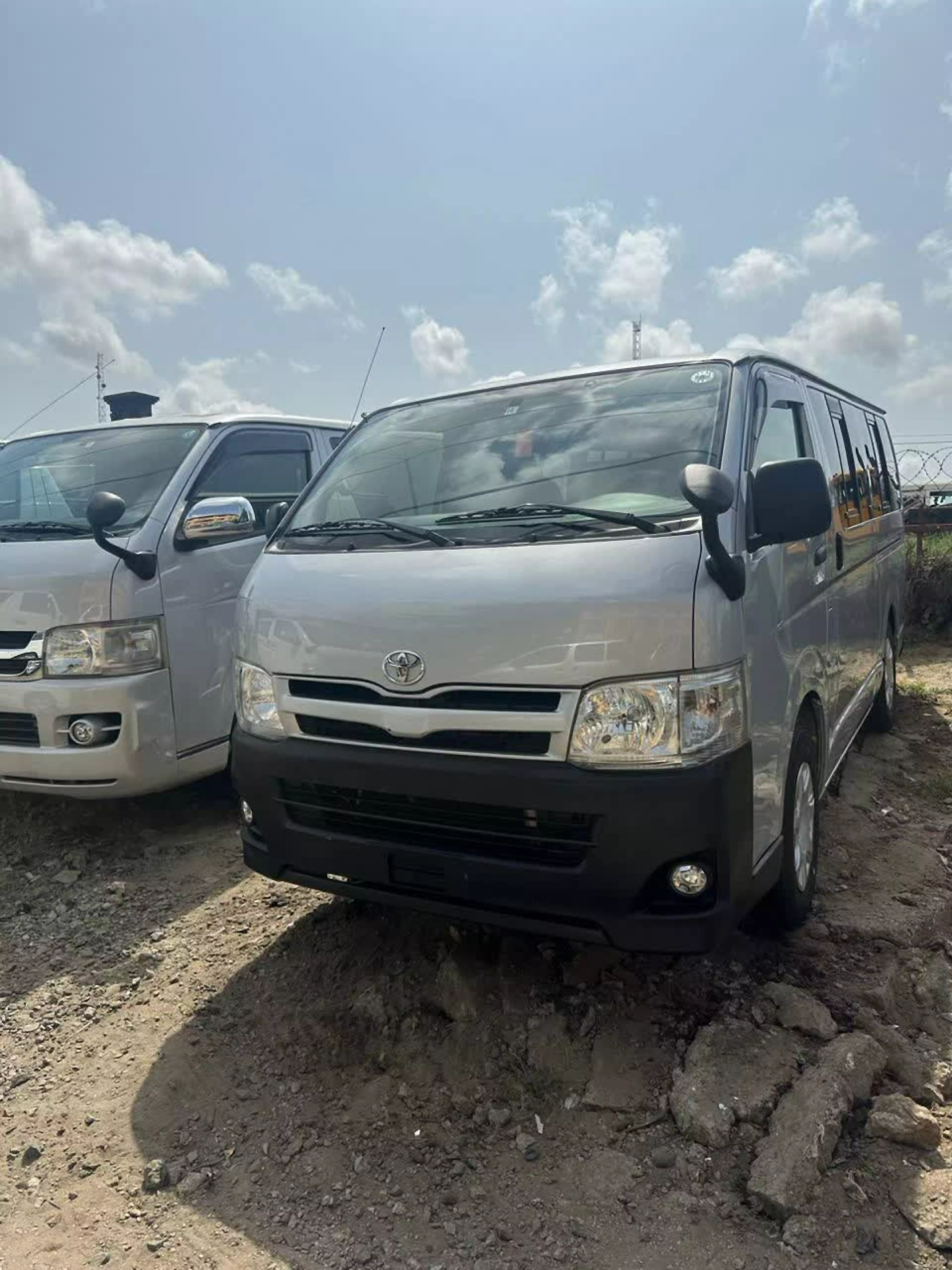 Toyota Hiace - 2012