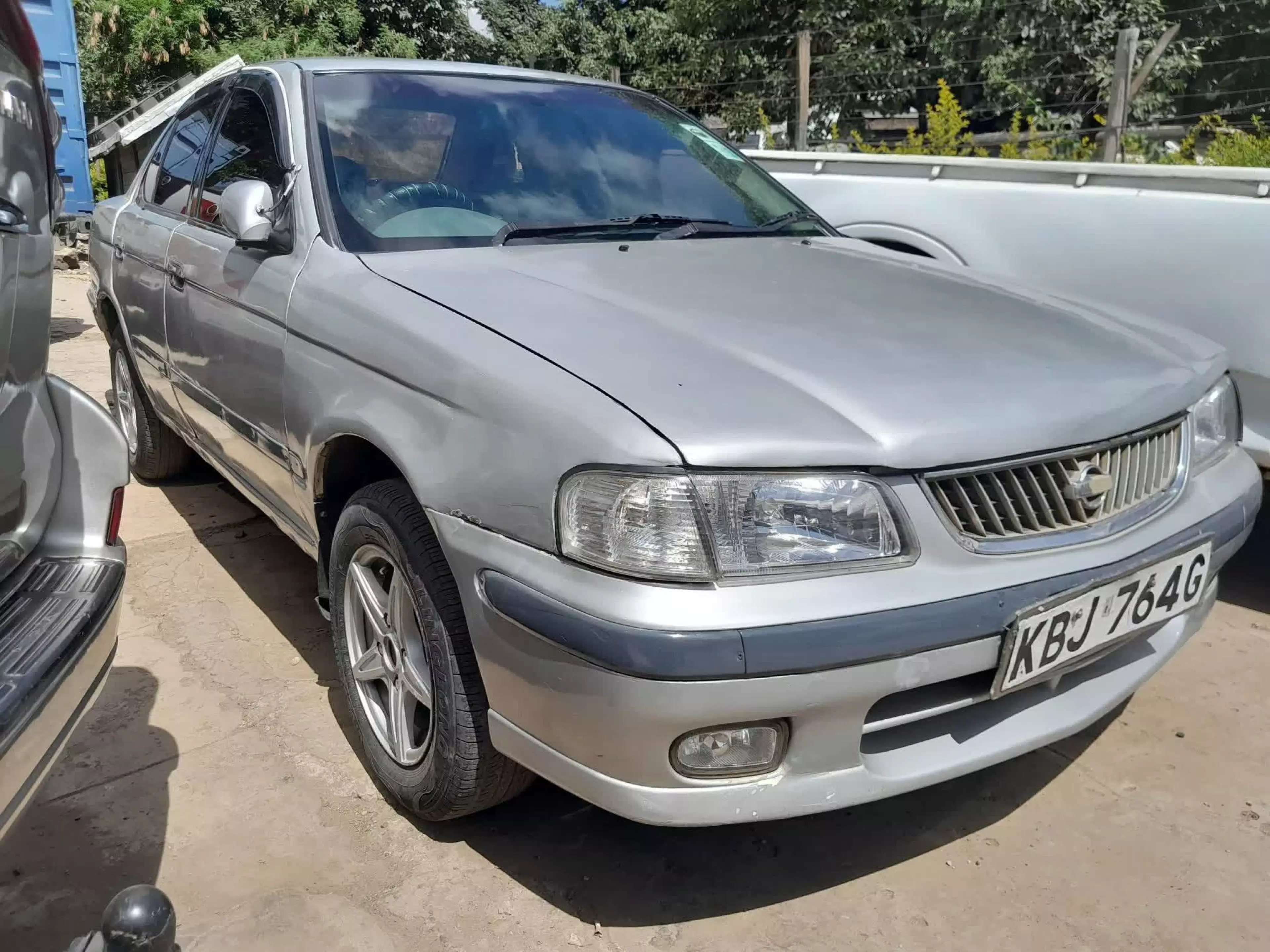 Nissan Sunny - 2003