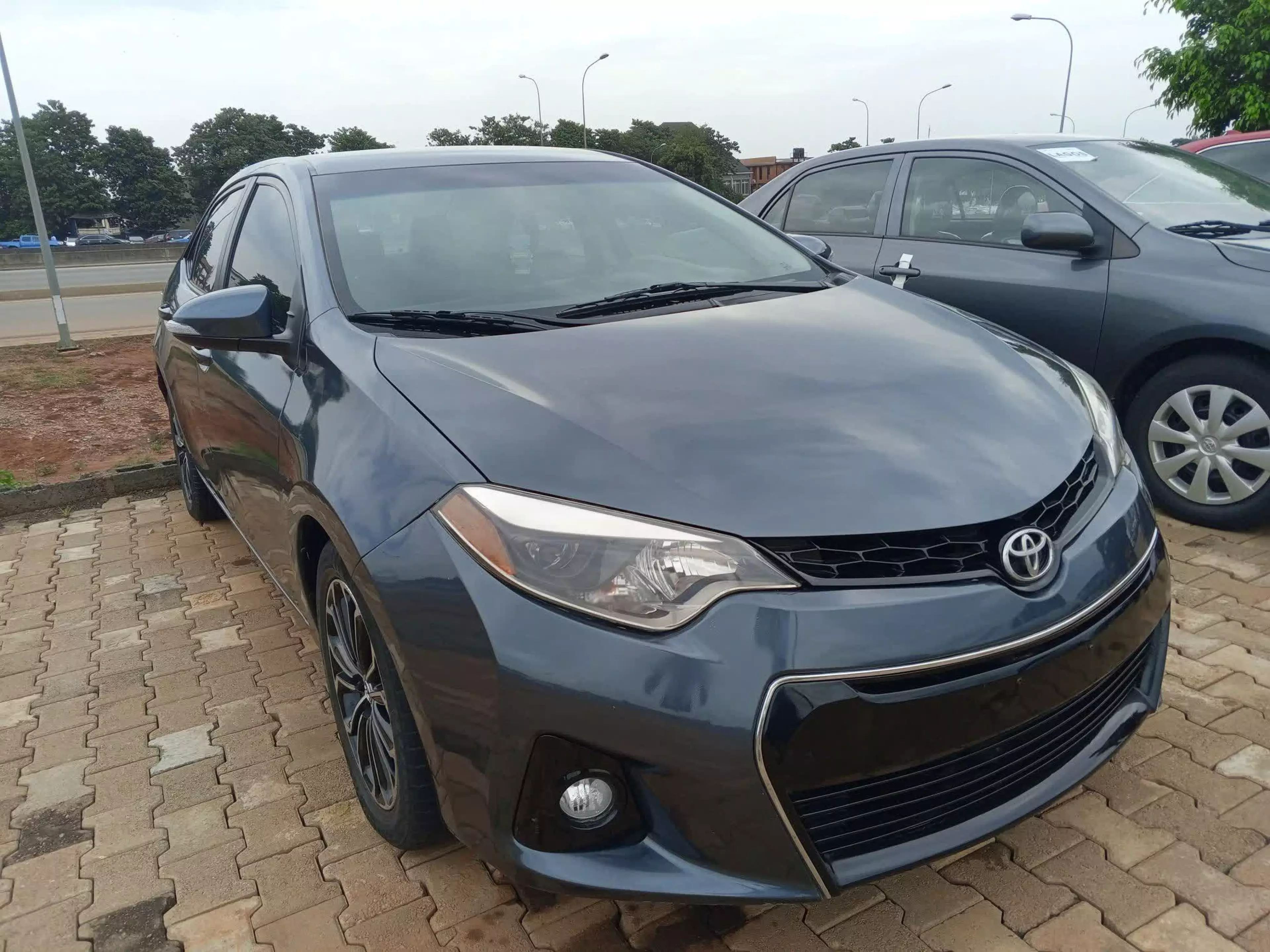 Toyota Corolla - 2015