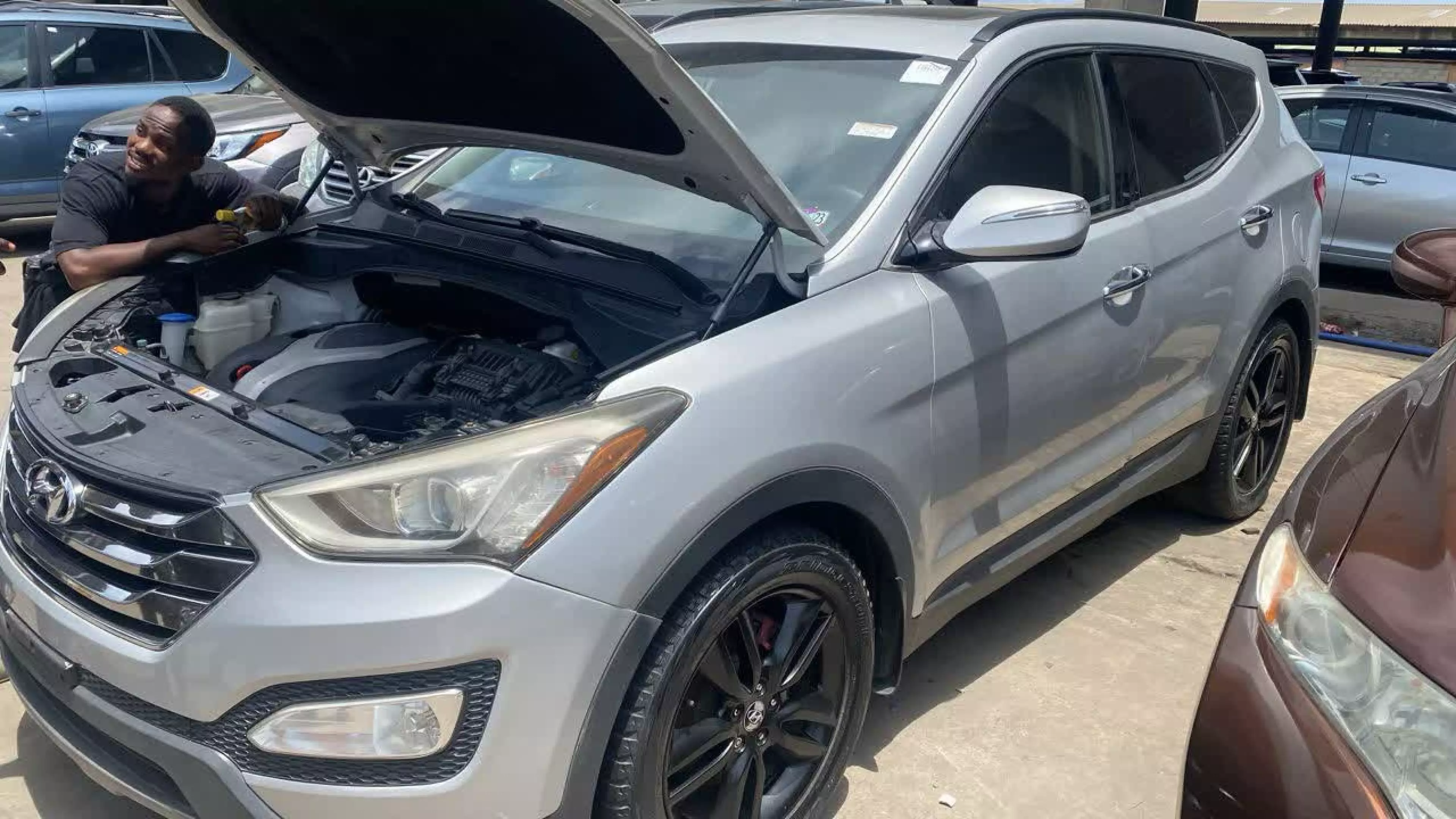 Hyundai Santa Fe   - 2014