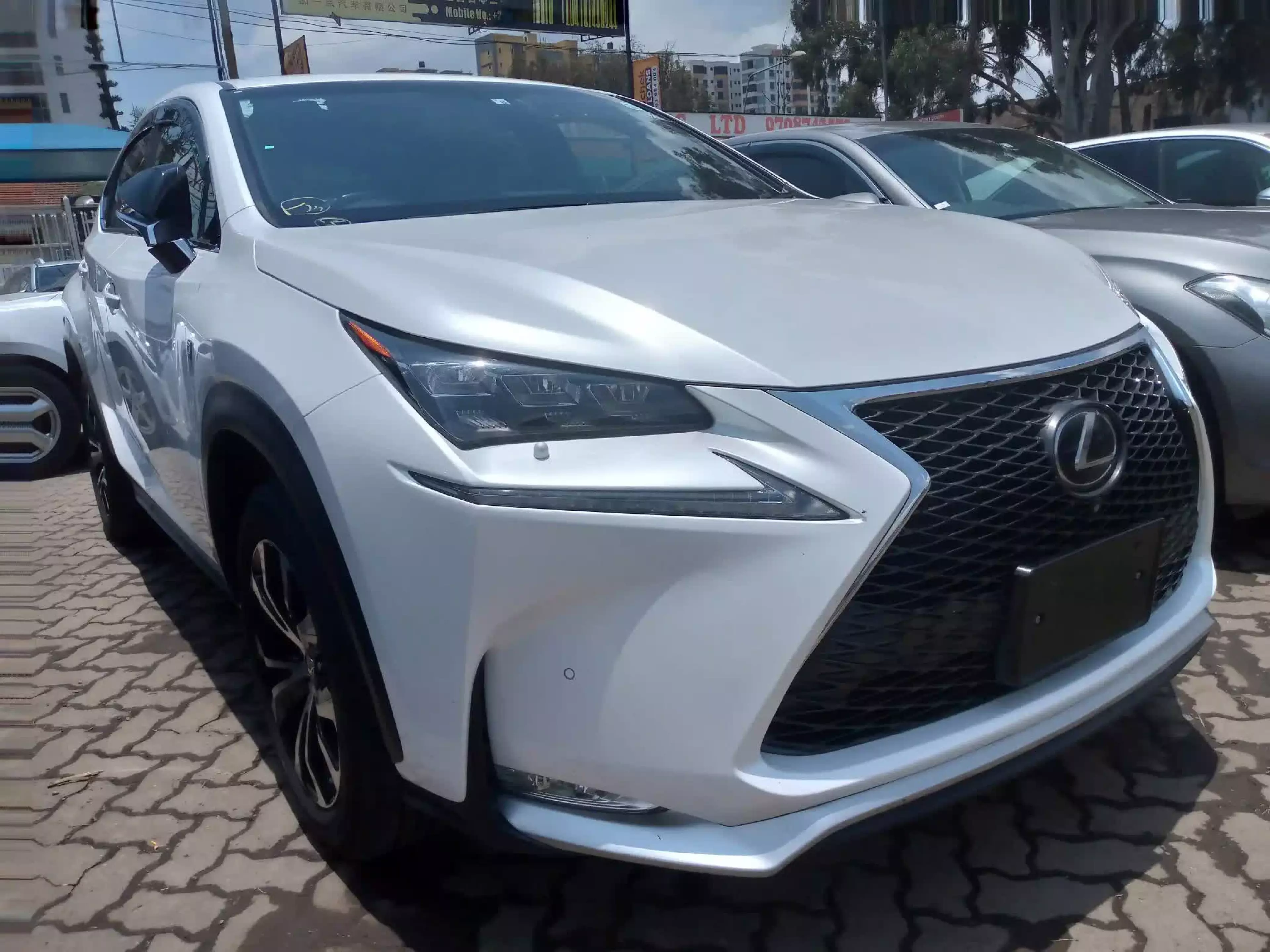 Lexus NX 200 - 2014