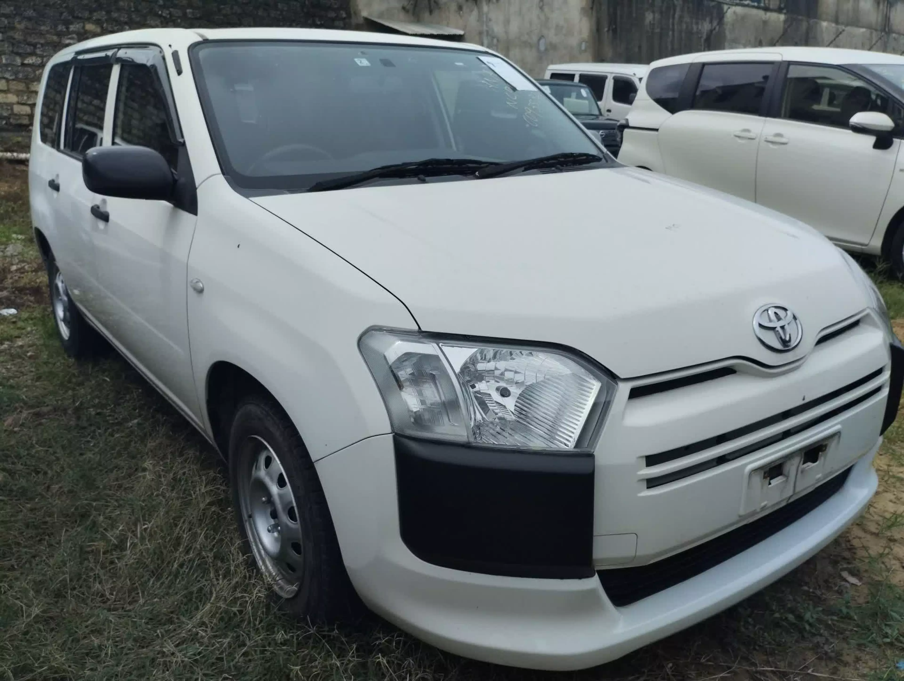 Toyota Probox  - 2015