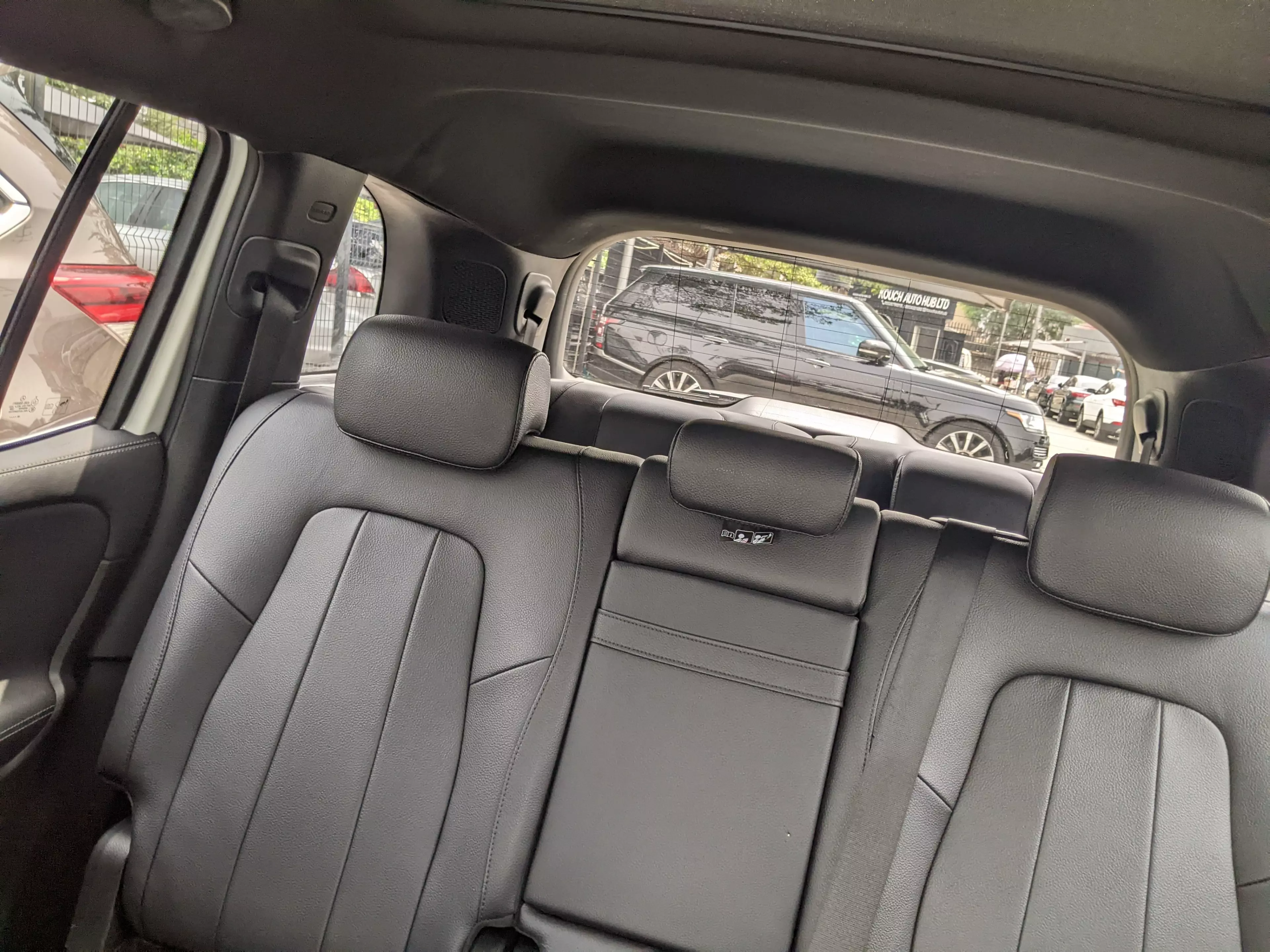 Mercedes-Benz GLB 250   - 2021